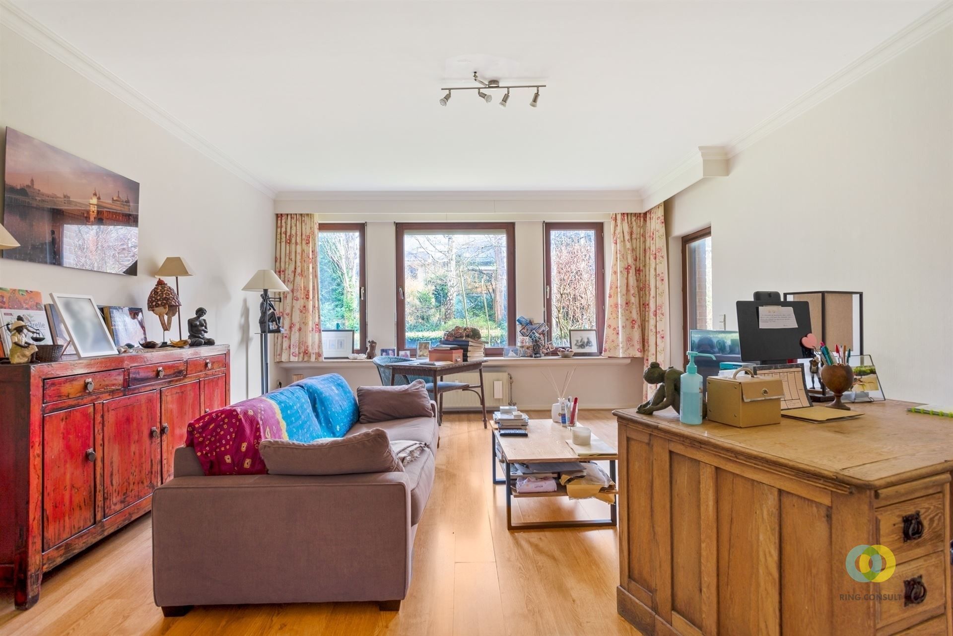** IN OPTIE ** Serviceflat op toplocatie nabij Dumonplein foto 3
