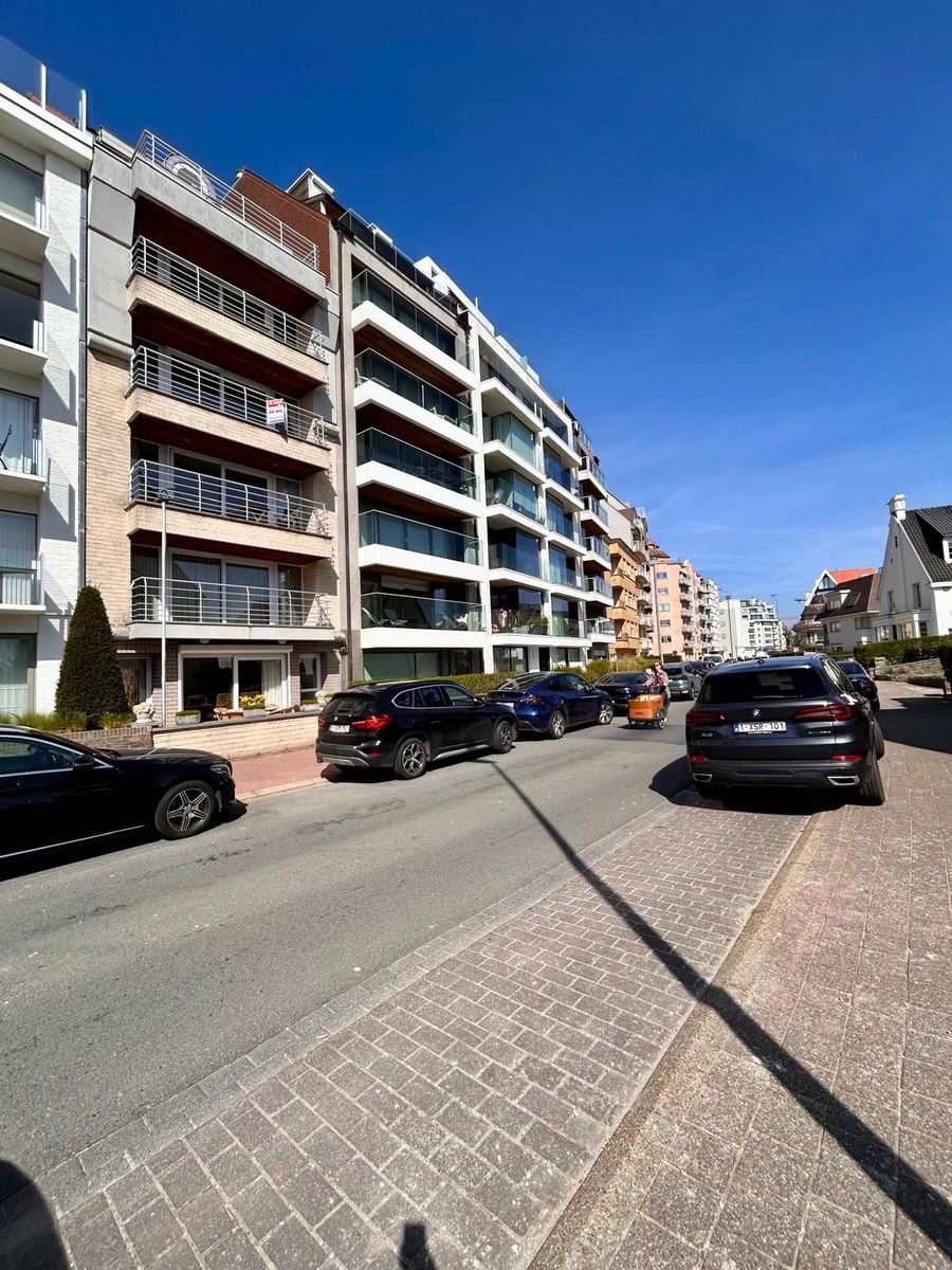 Instapklaar, zuidgericht appartement met 3 slaapkamers te huur! foto 17