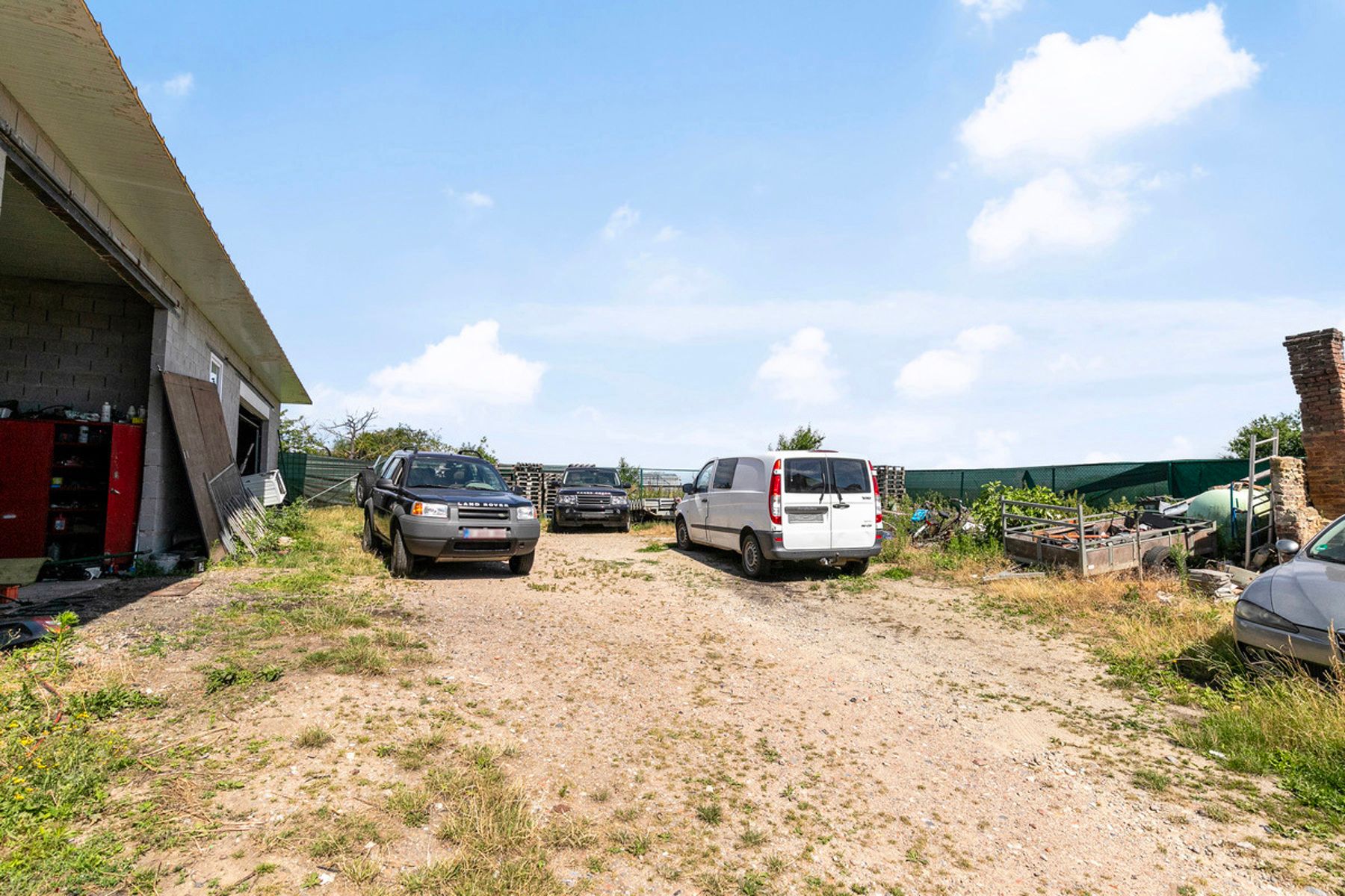 Huis met hangaar/werkhuis/opslag en weide op perceel van 23a foto 21