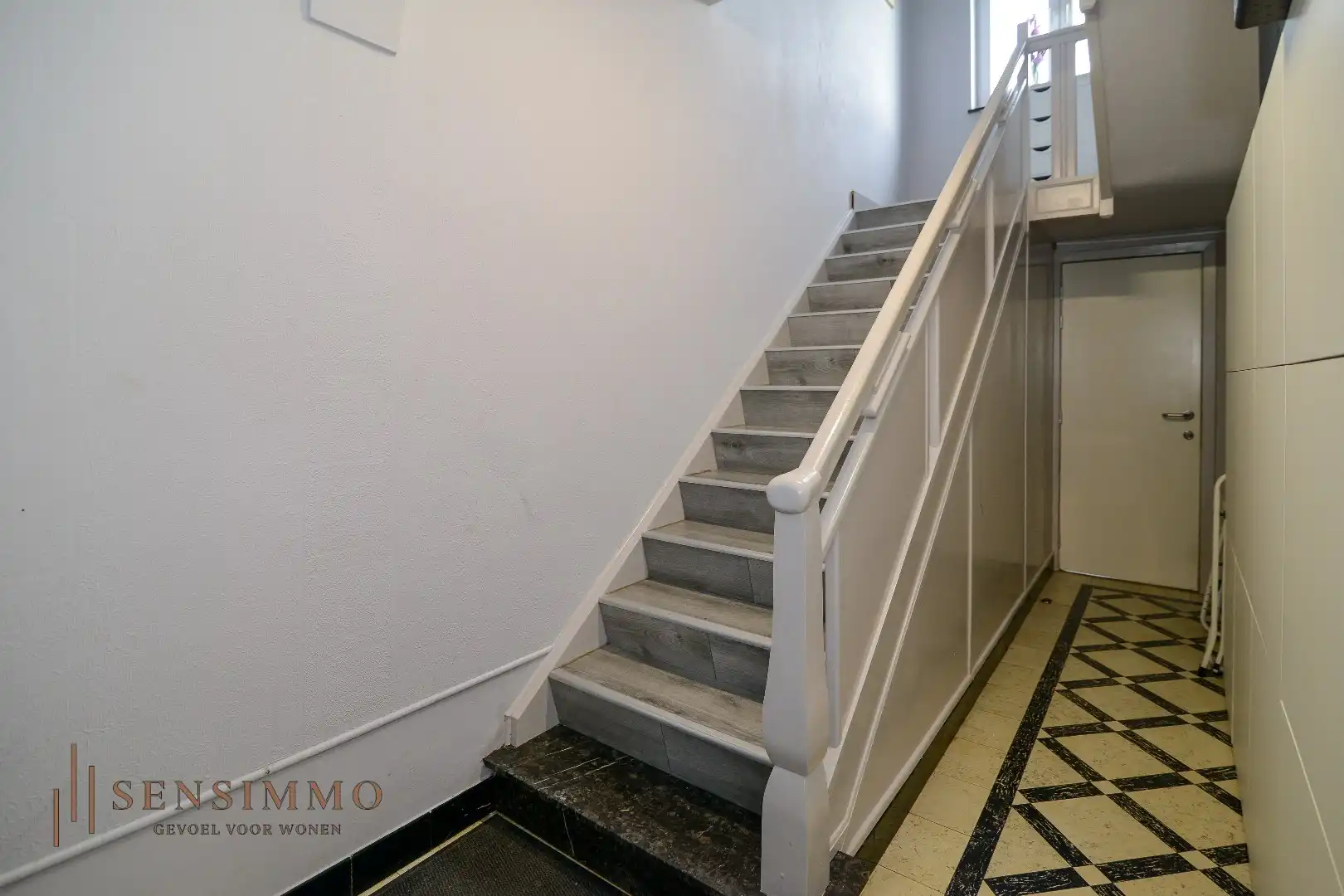 Instapklare en energiezuinige woning met succesvolle broodjeszaak! foto 13