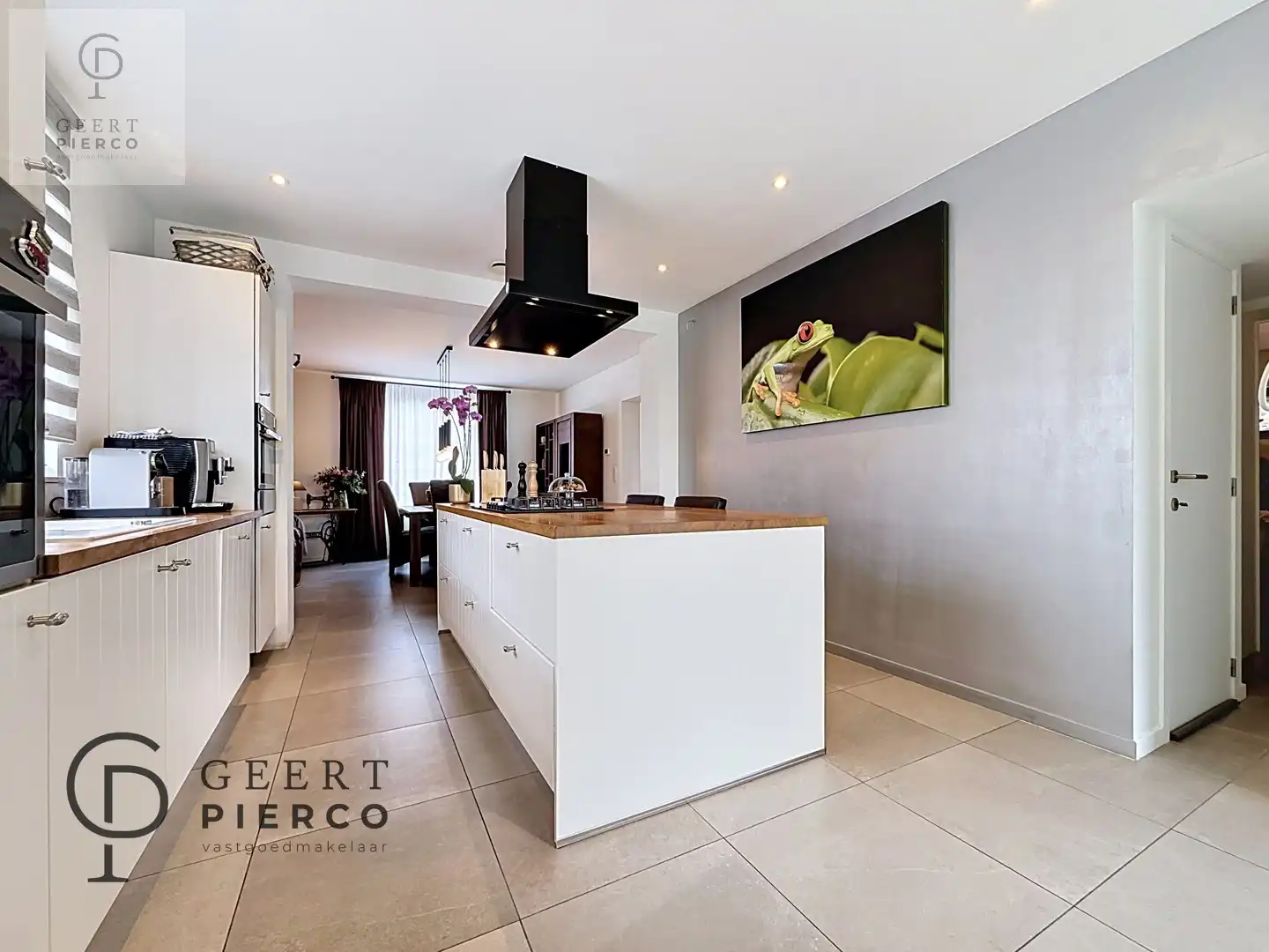 Ruimtelijke woning op een toplocatie foto 9