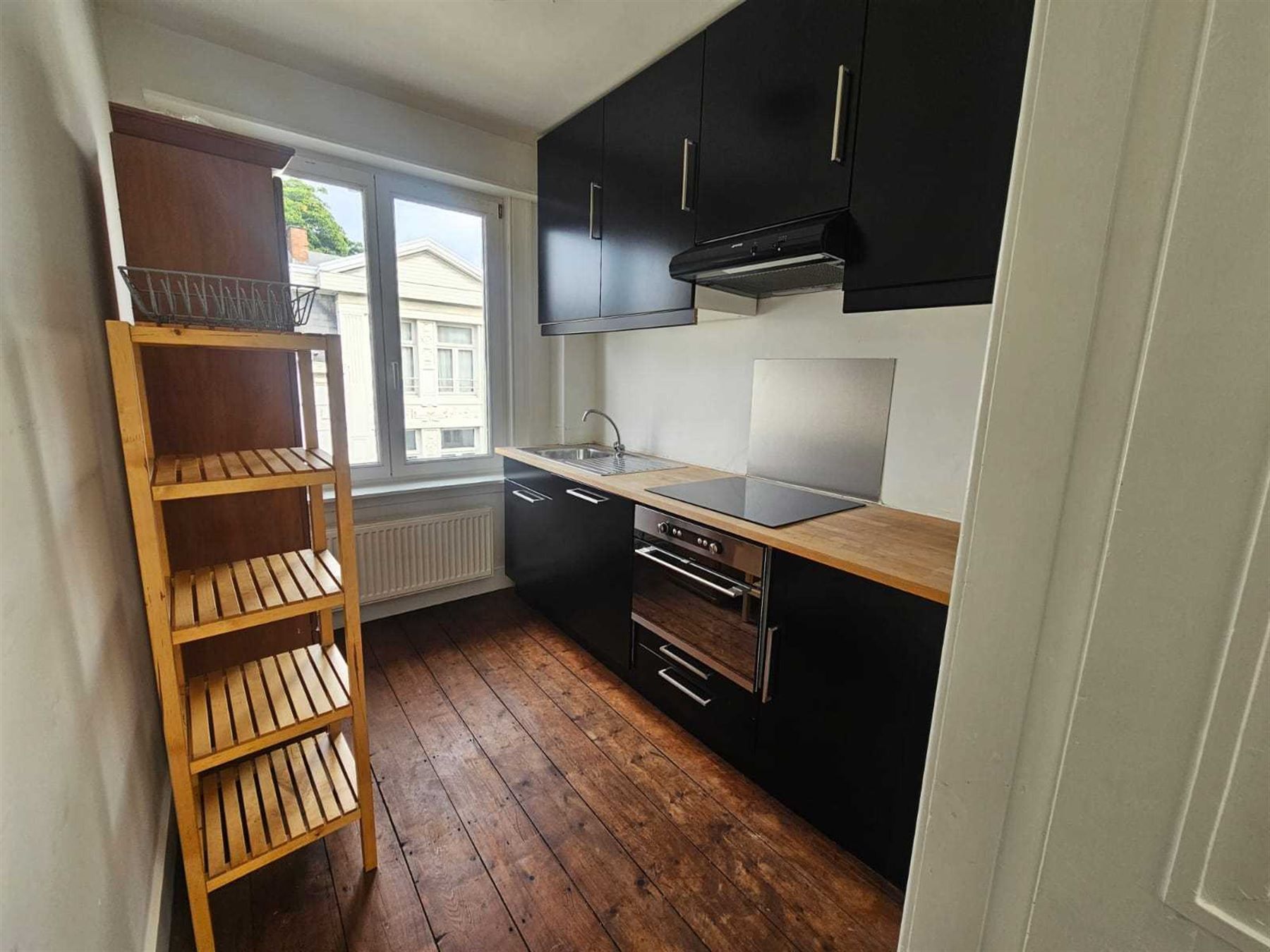 Herenhuis zijstraat Dageraadplaats! foto 11