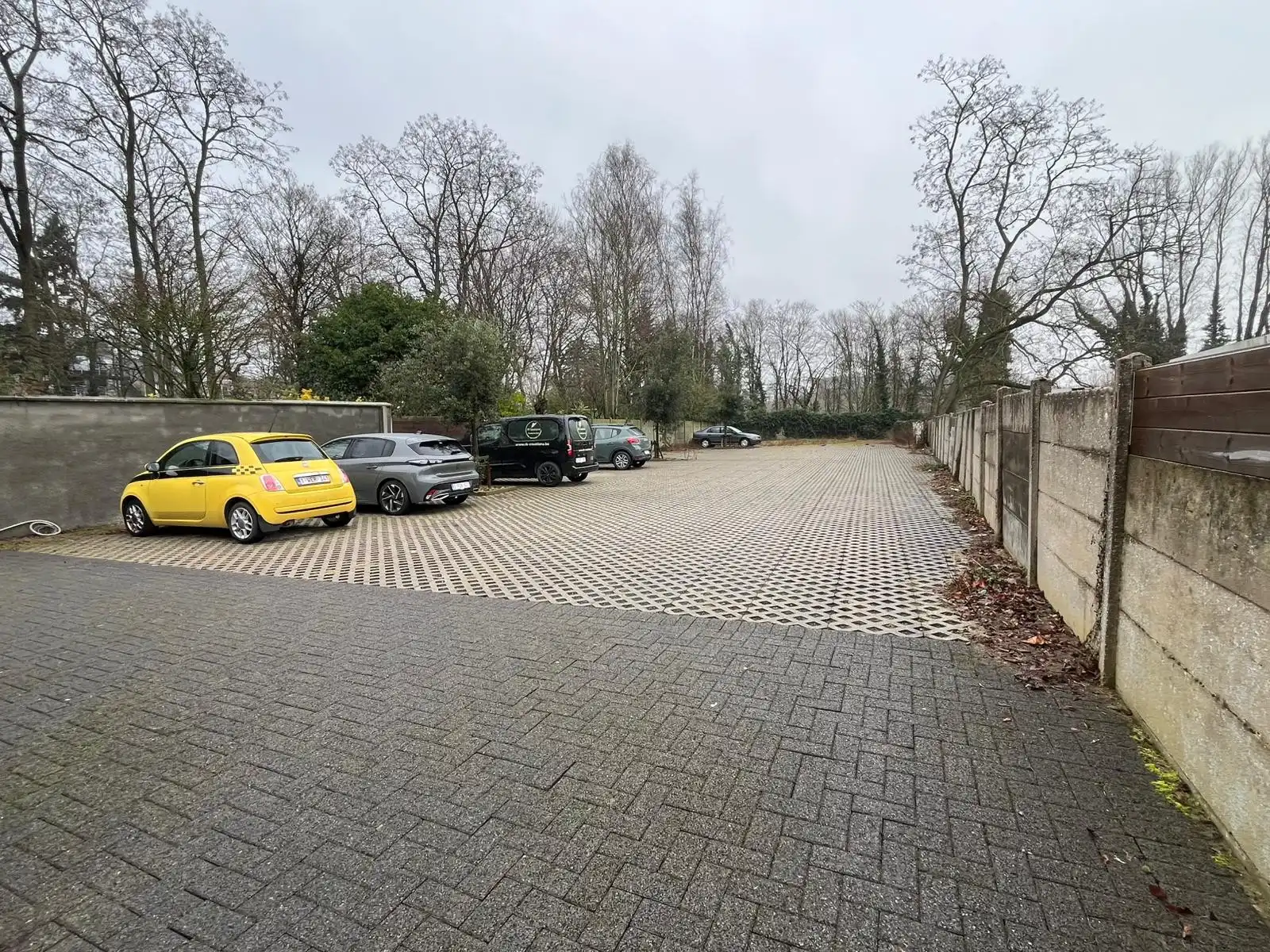 TE HUUR: Energiezuinig gelijkvloers appartement met groot terras in centrum Olsene (EPC A) foto 19