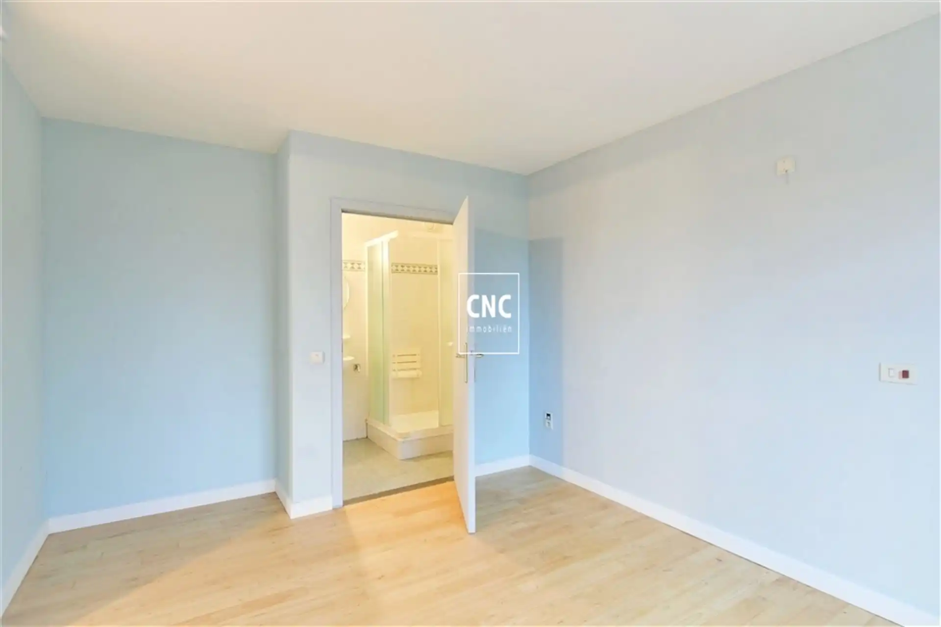 Serviceflat met terras en open zicht op groen & water-Brugge foto 8