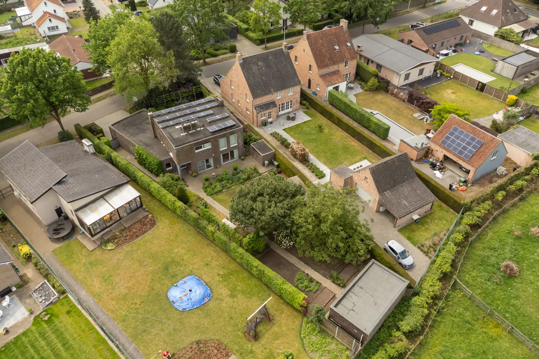 Degelijke en energiezuinige villa  op ca. 1000 m2 foto 45