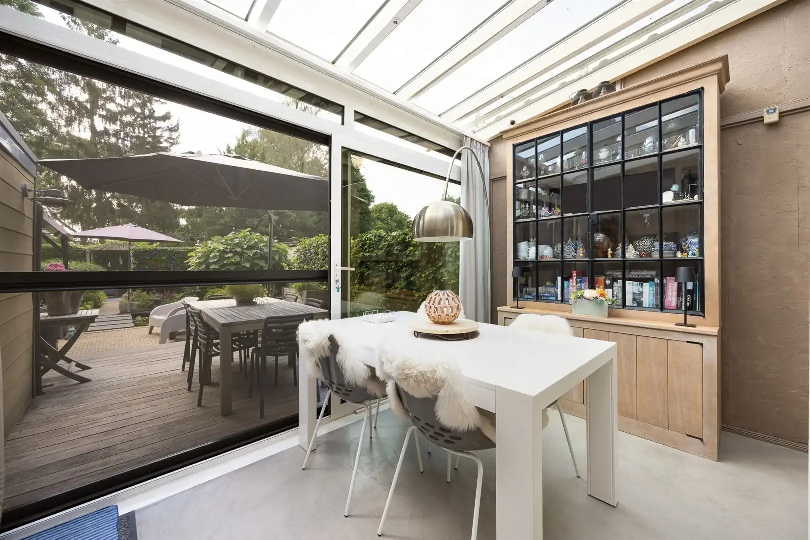 Prima onderhouden woning met 4 SLK op toplocatie foto 14
