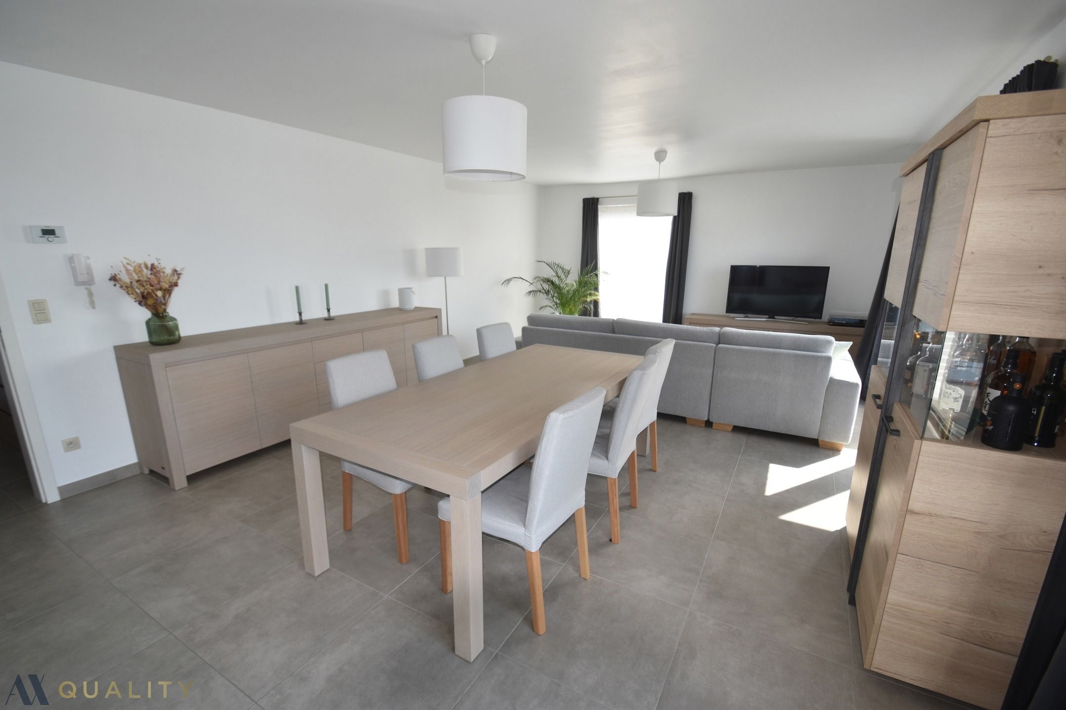 Modern 3 slpk.-appartement met groot terras, autostplts en  lift. Vrij vnf 01/01/'26 foto 4