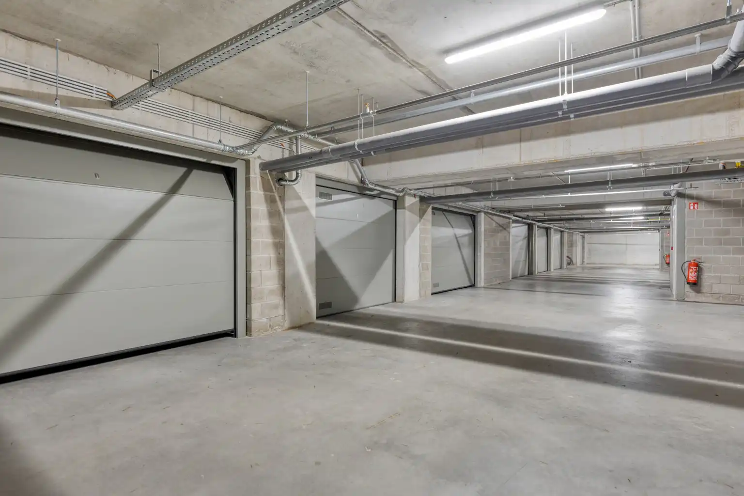 Gelijkvloers 2-kamerappartement voor op een toplocatie foto 17