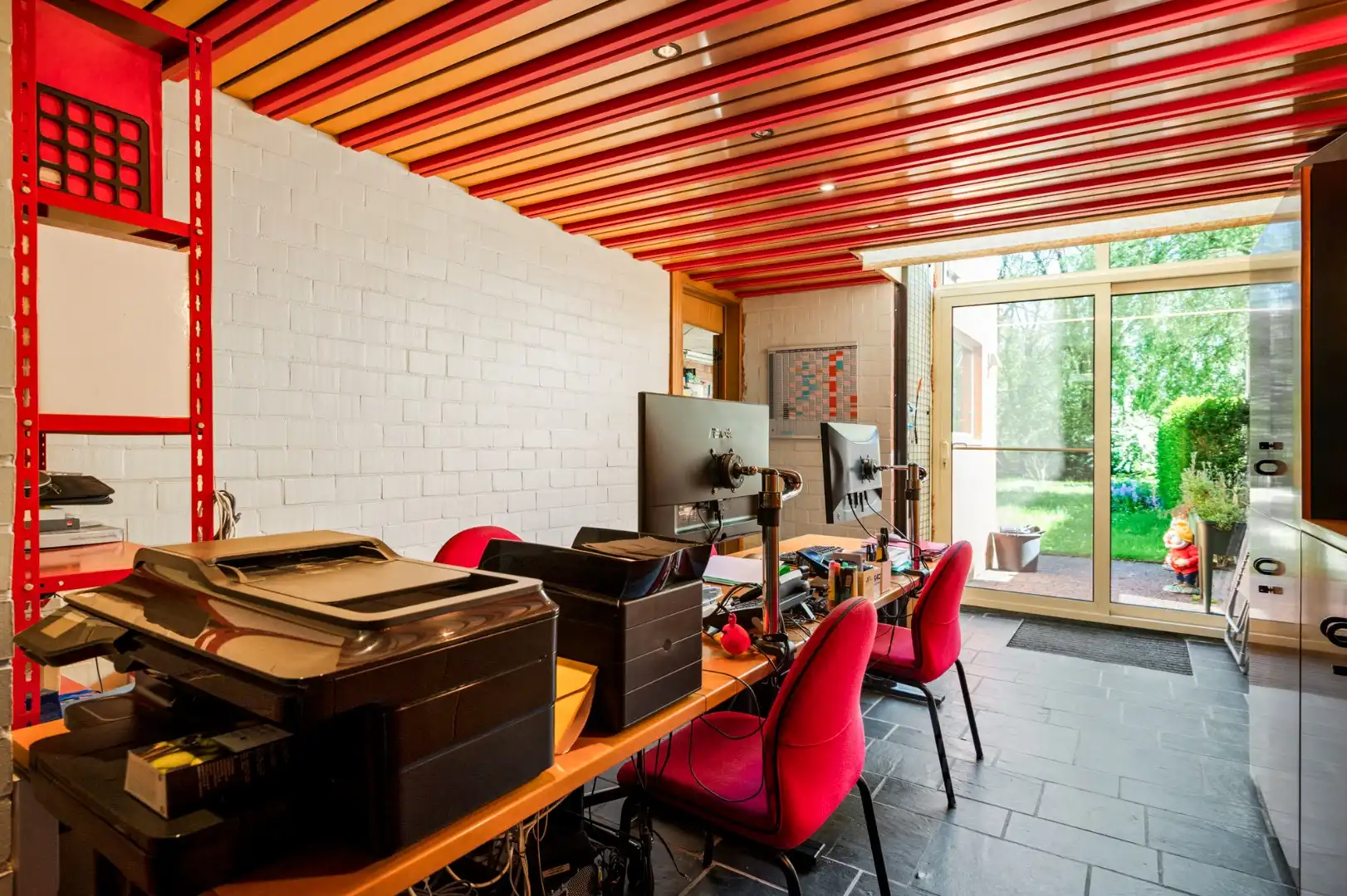 Splitlevel woning met tuin en zicht op natuurgebied! foto 5