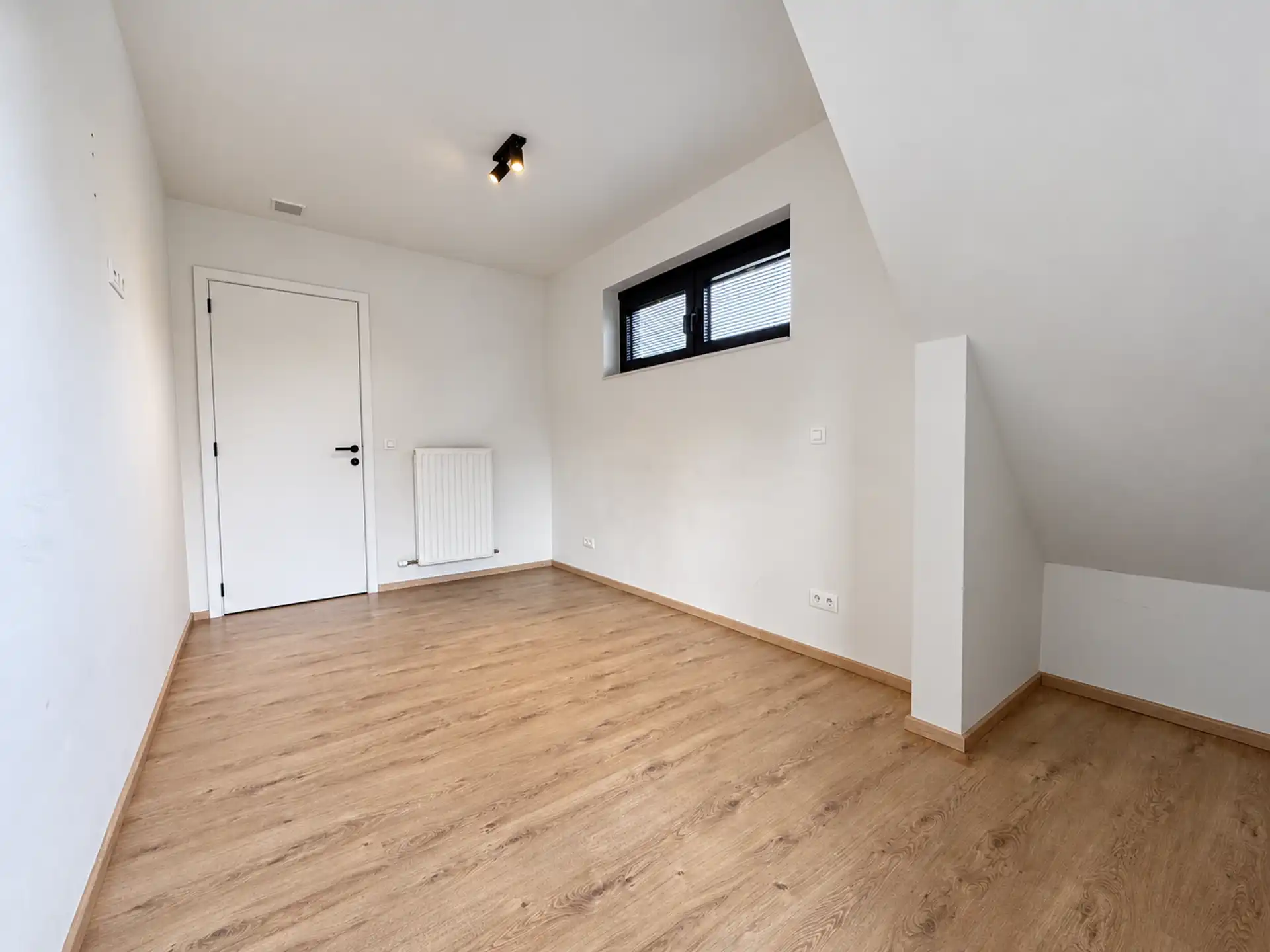Modern appartement met terras te Betekom foto 11