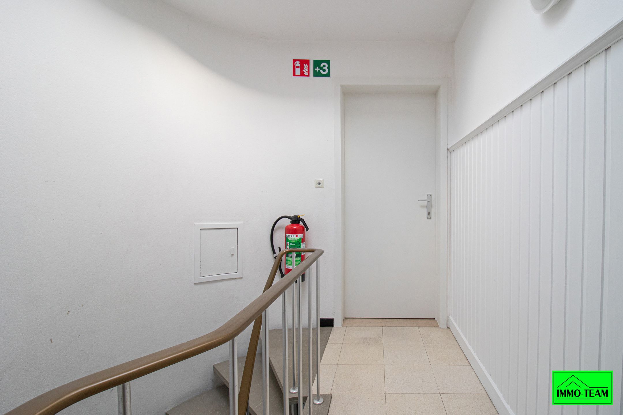 Recent gerenoveerd, instapklaar appartement foto 13