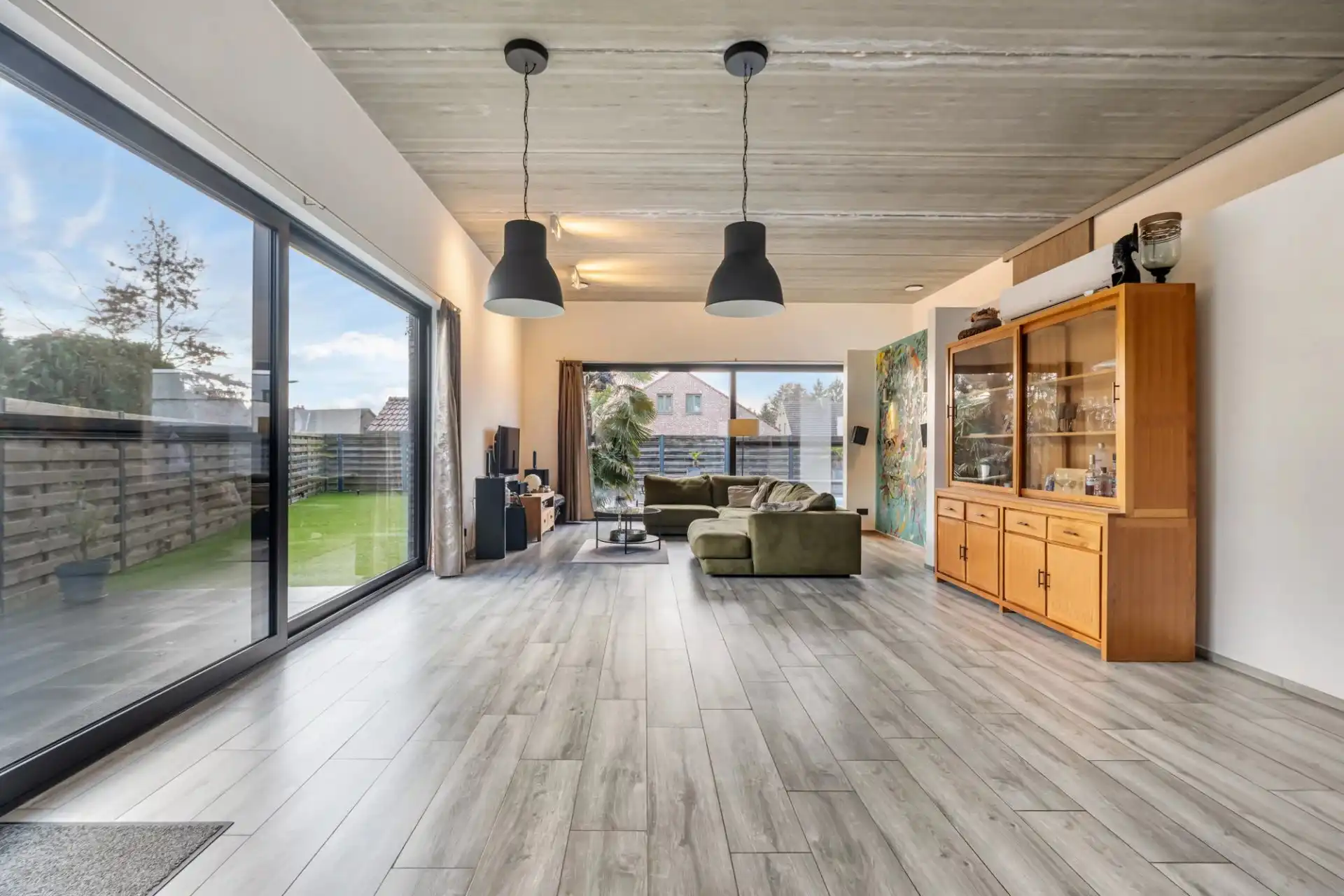 Moderne woning met zwembad in Koersel foto 7