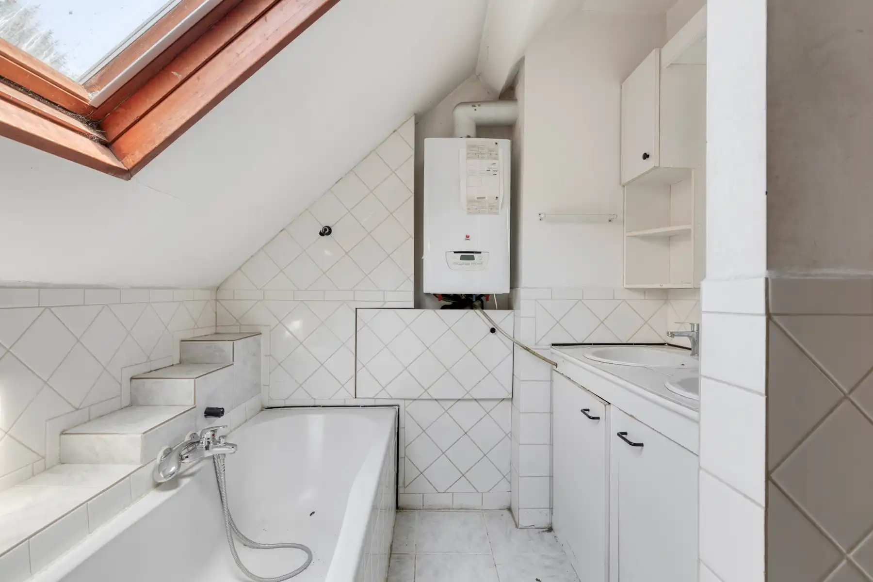Schitterend gelegen herenwoning met veel karakter foto 16
