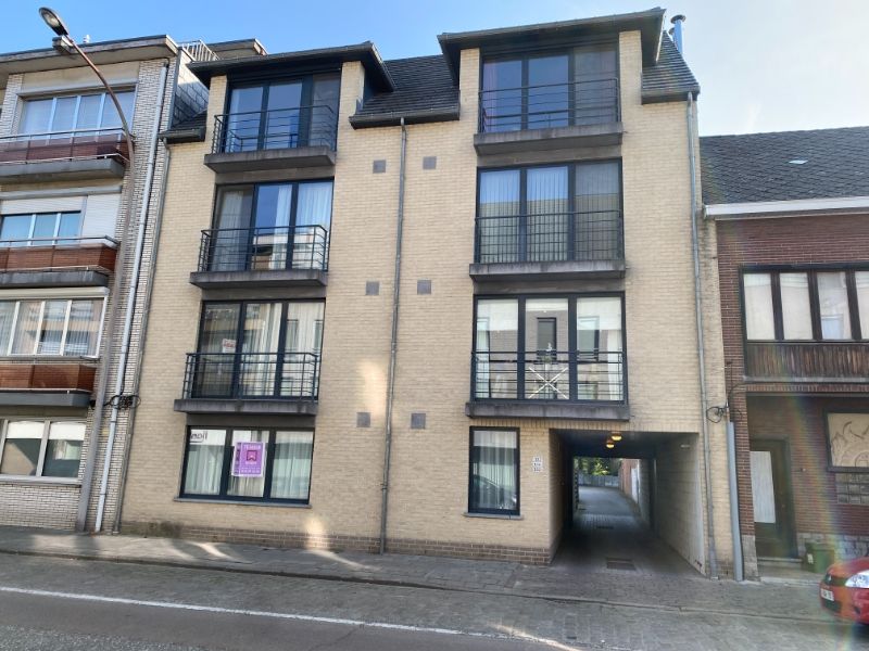 Gezellig gelijkvloers appartement (+-71m²) met autostaanplaats centrum Geel. foto 2
