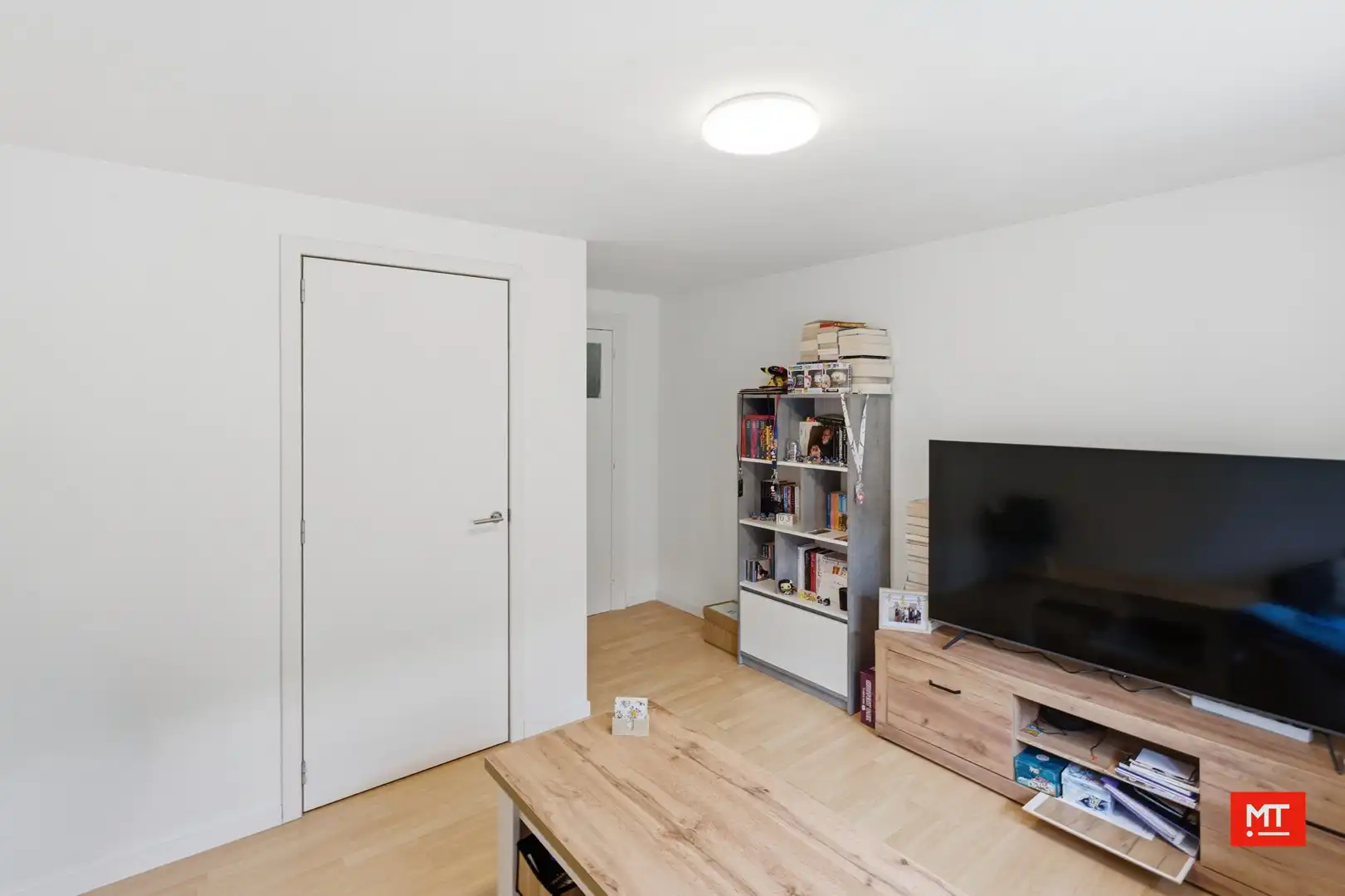 Veelzijdige opbrengsteigendom in het centrum van Ieper foto 22