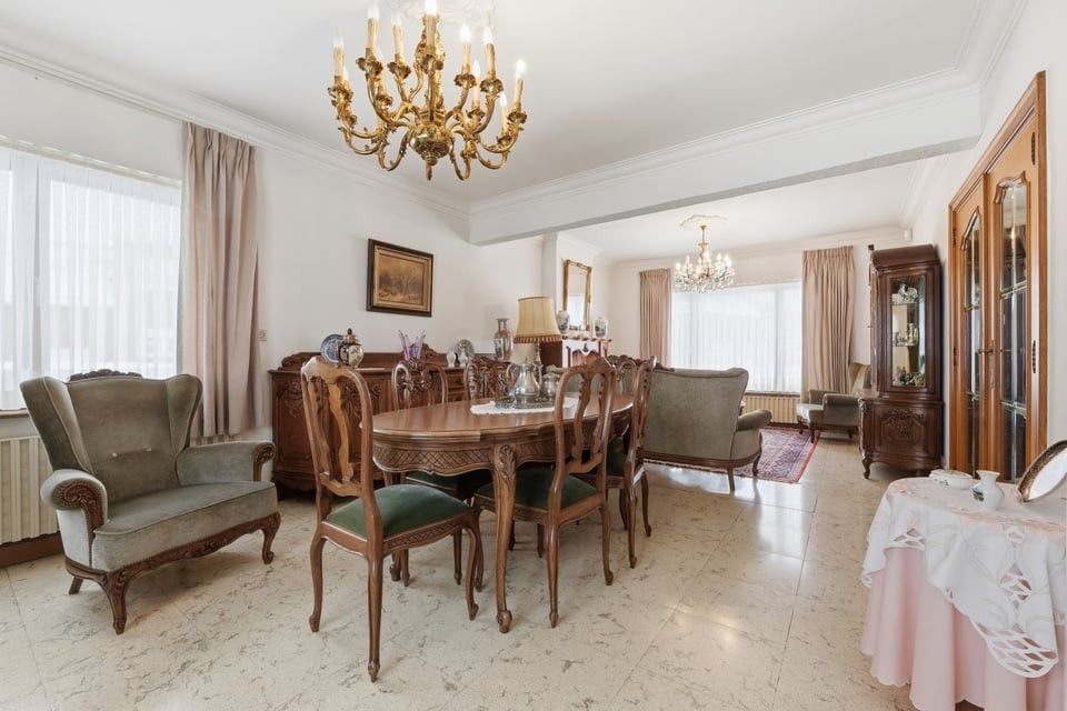 KNUSSE GEZINSWONING MET 4 SLKS EN EEN GARAGE IN BOEKHOUT foto 8