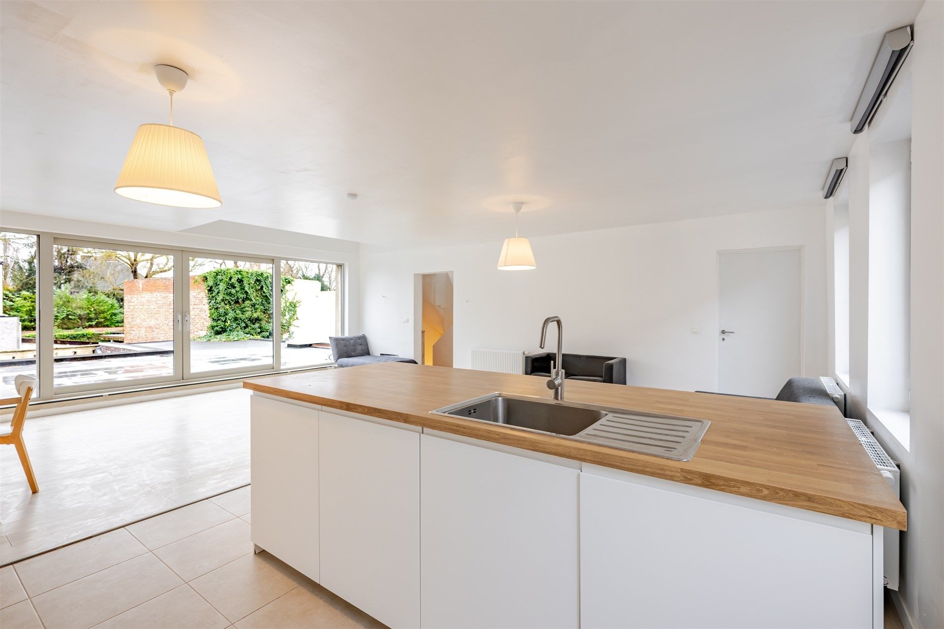 Instapklaar appartement (4 slaapkamers) in hartje Melle foto 4