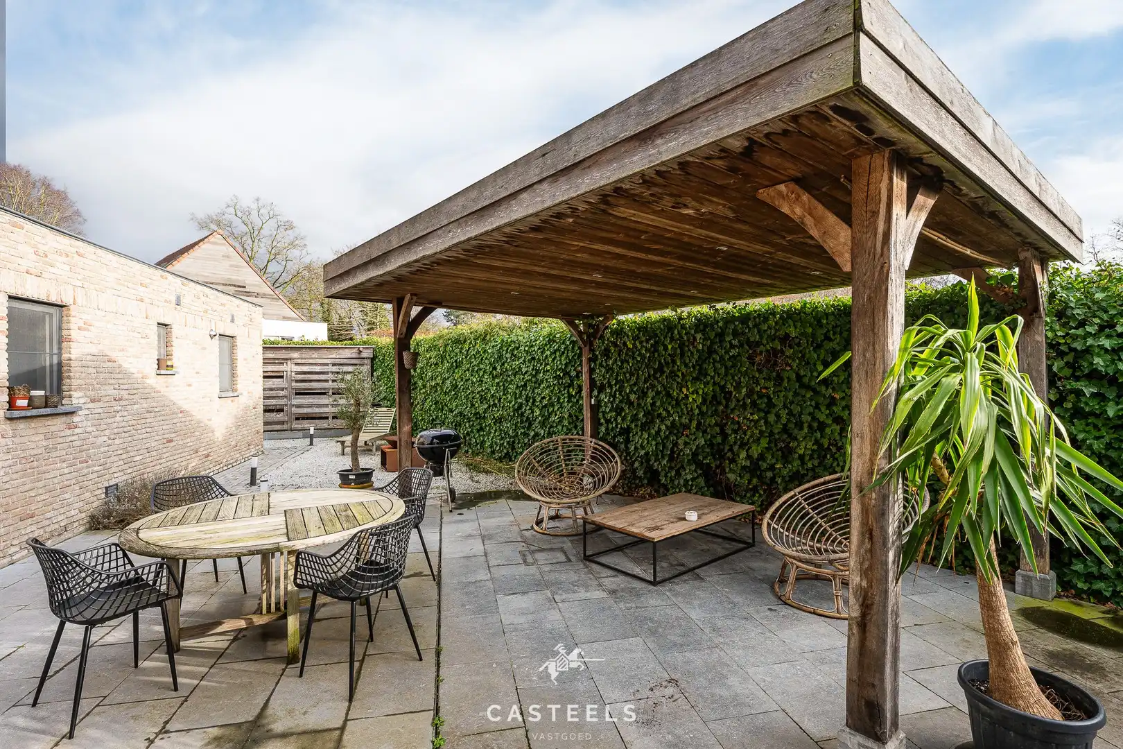 Met smaak gerenoveerde woning te koop in Gavere foto 18