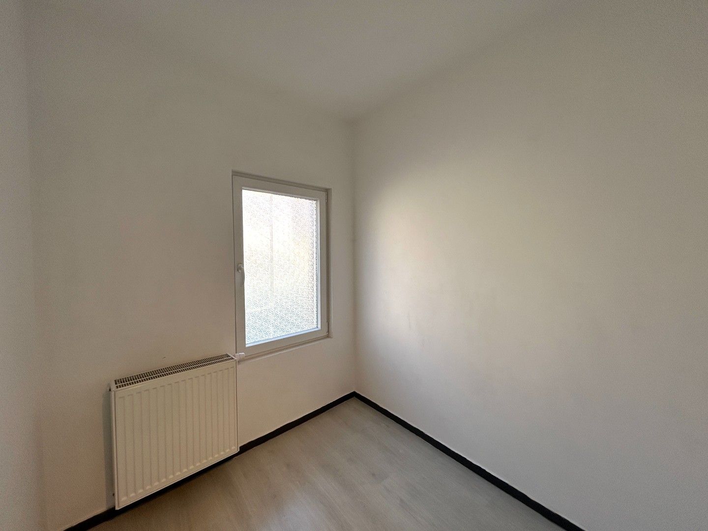 Instapklare woning met 3 kamers in het centrum van Meulebeke (Tielt)! foto 17