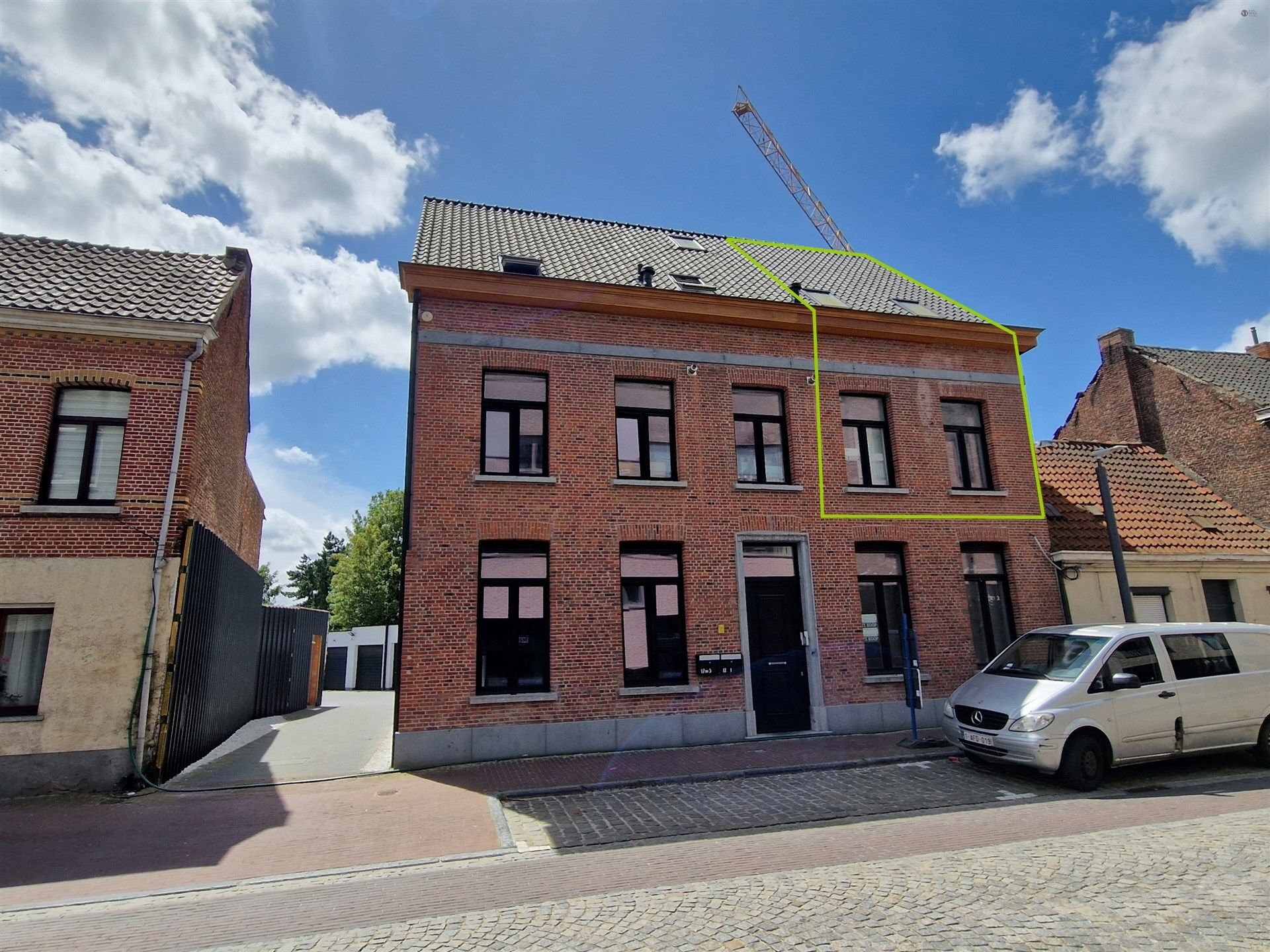 Uitzondelrijk duplex appartement met 2 slpkm en zolder. foto 3