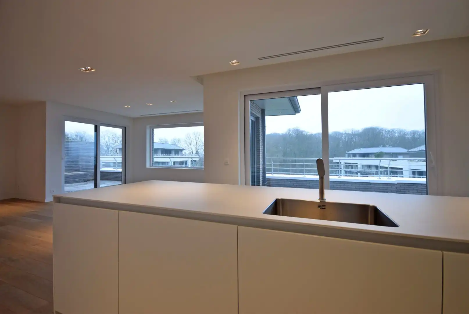 LUXE PENTHOUSE MET ADEMBENEMEND ZICHT OP STERREBOS. foto 5