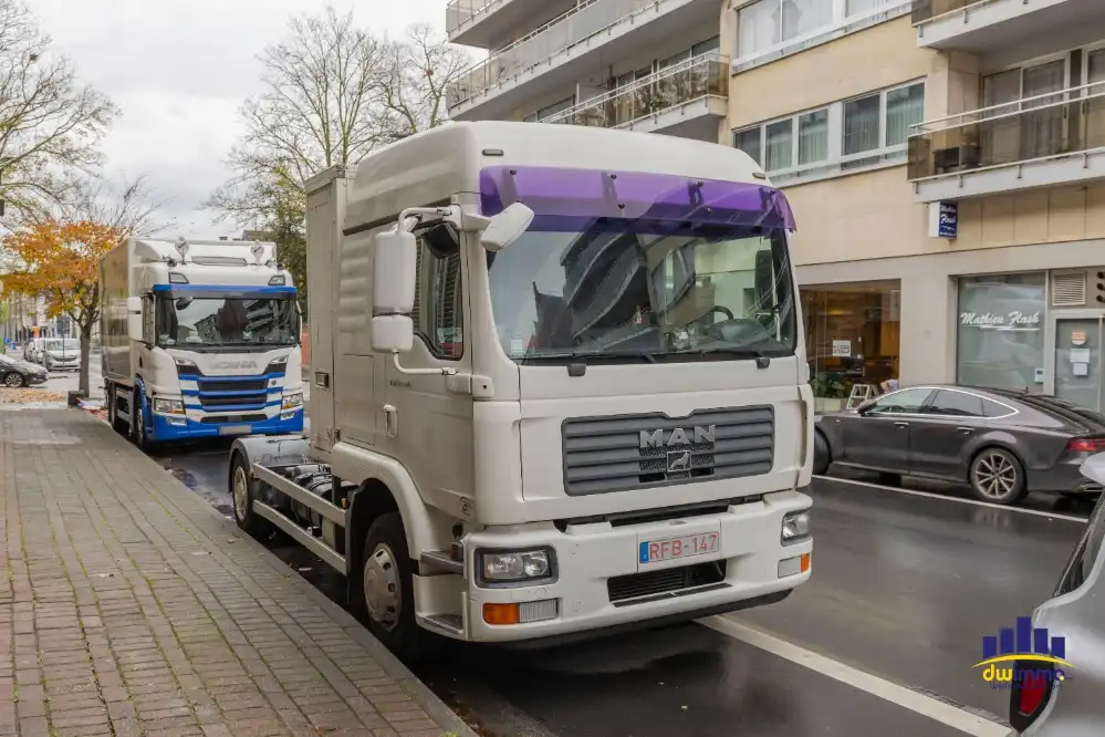 Complete markthandel in vleeswaren te koop - Oost-Vlaanderen foto 5