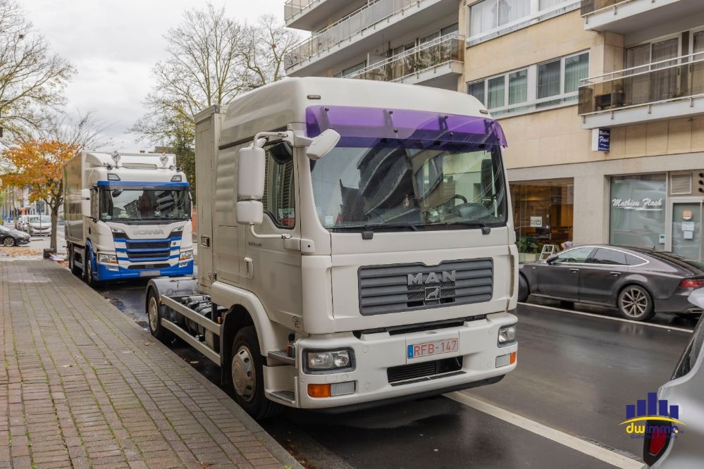 Complete markthandel in vleeswaren te koop - Oost-Vlaanderen foto 5