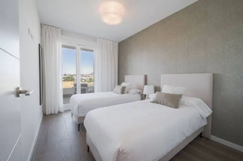 Luxueus appartement met adembenemend uitzicht nabij Puerto Banús - geniet van luxe wonen op wandelafstand van het strand en alle voorzieningen! foto 12
