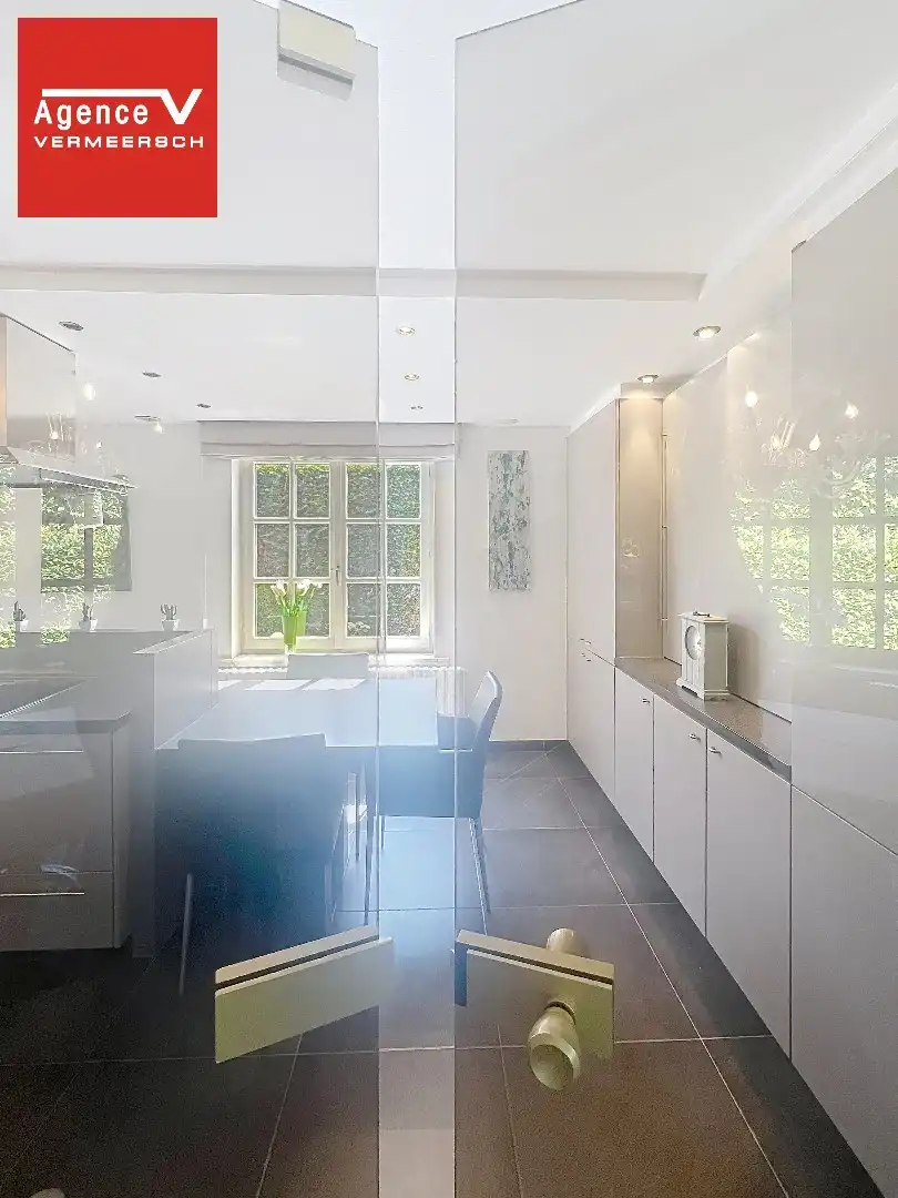 Residentieel gelegen villa op ruim perceel (711m²) - zonnige intieme tuin!  foto 8