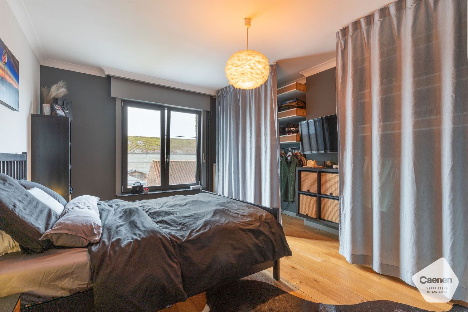 LEUKE HEDENDAAGSE WONING met 3 slaapkamers en een LOODS met oprit foto 14