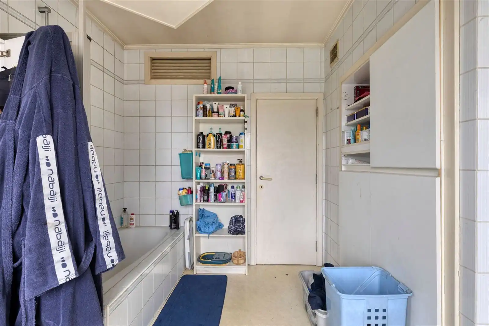 Ruime woning met 4 slaapkamers te Huizingen foto 16