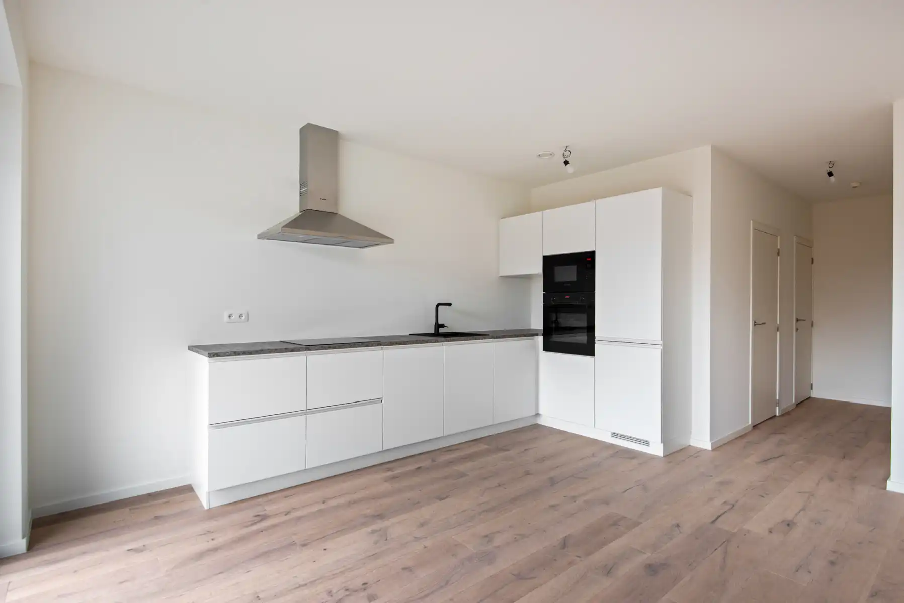 IN OPTIE - Nieuwbouw appartement met terras in Wilrijk.  foto 4