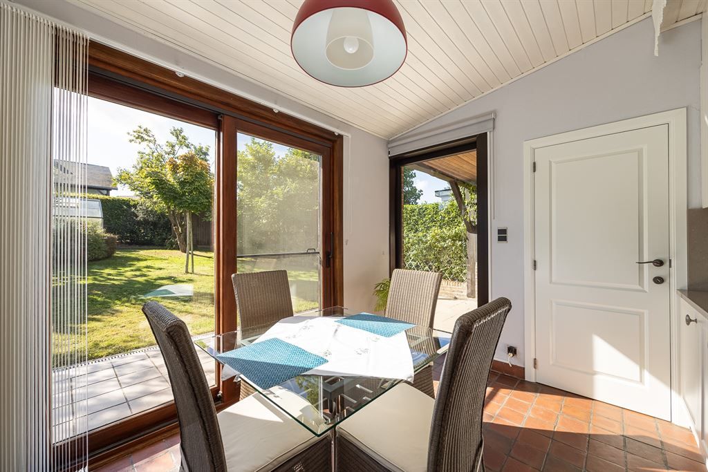 Instapklare woning in een zeer rustige wijk! foto 10