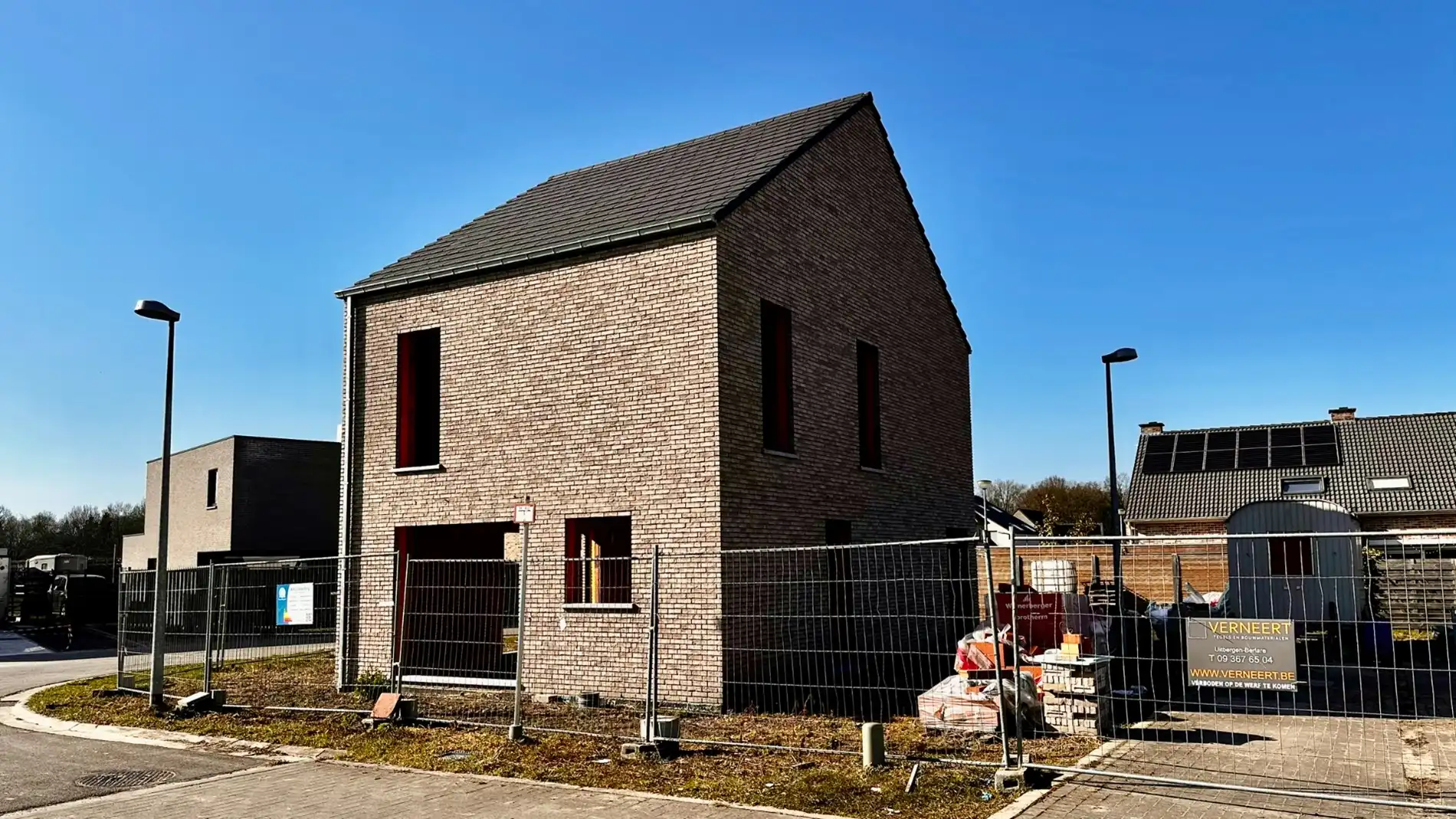 Te koop in Waasmunster: Moderne villa met vier slaapkamers foto 5