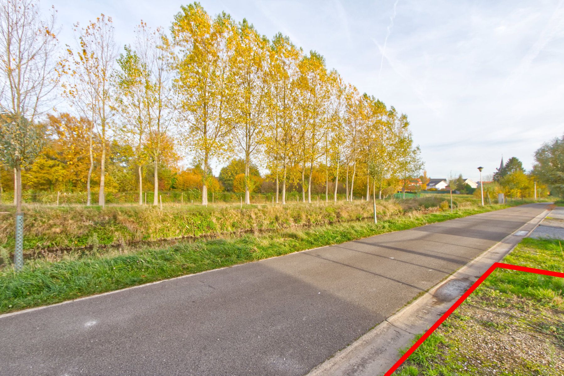UNIEKE BOUWGROND voor potentieel 2 gesloten bebouwingen foto 8