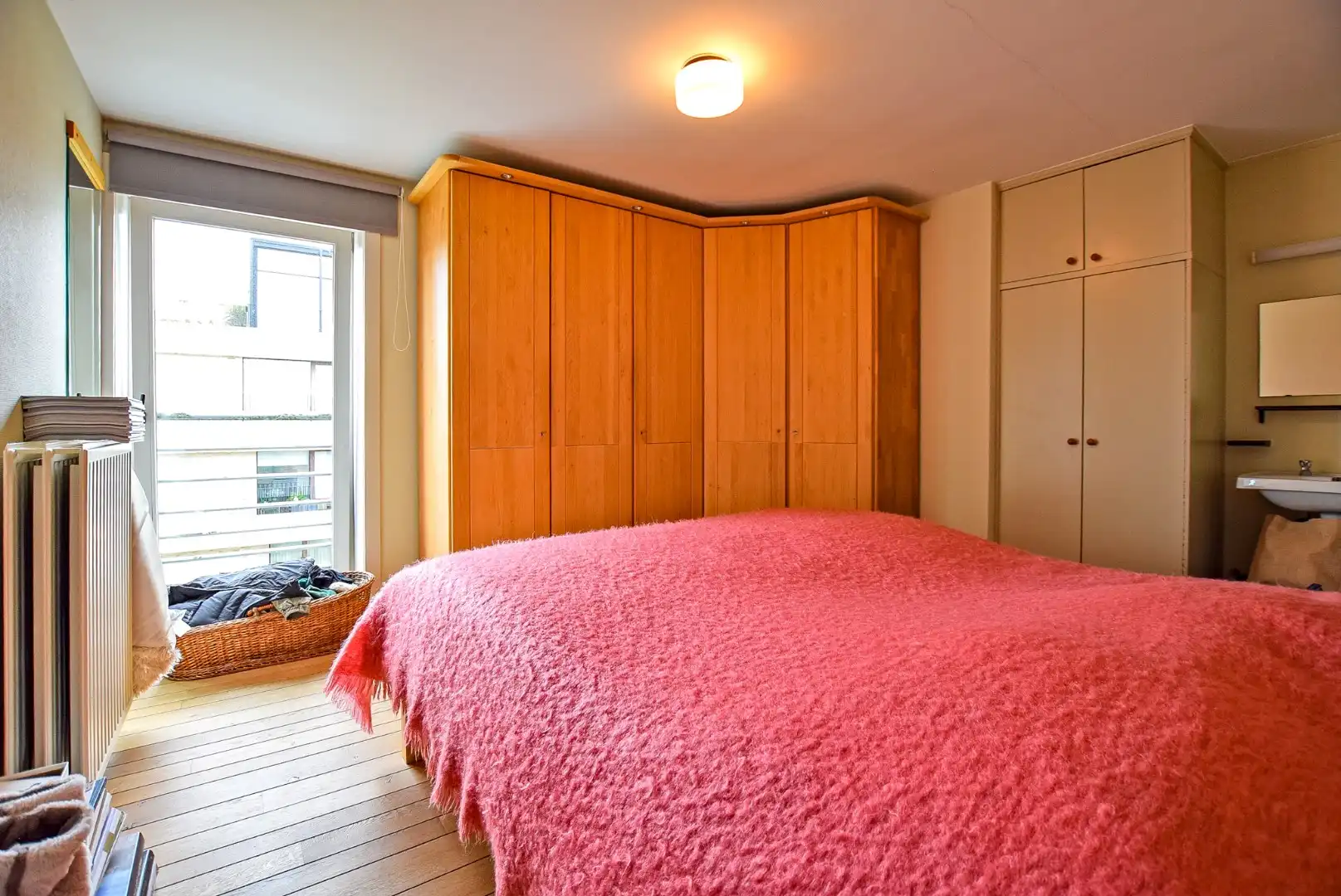 Goed gelegen polyvalent eigendom te Oostduinkerke op 749m². foto 16