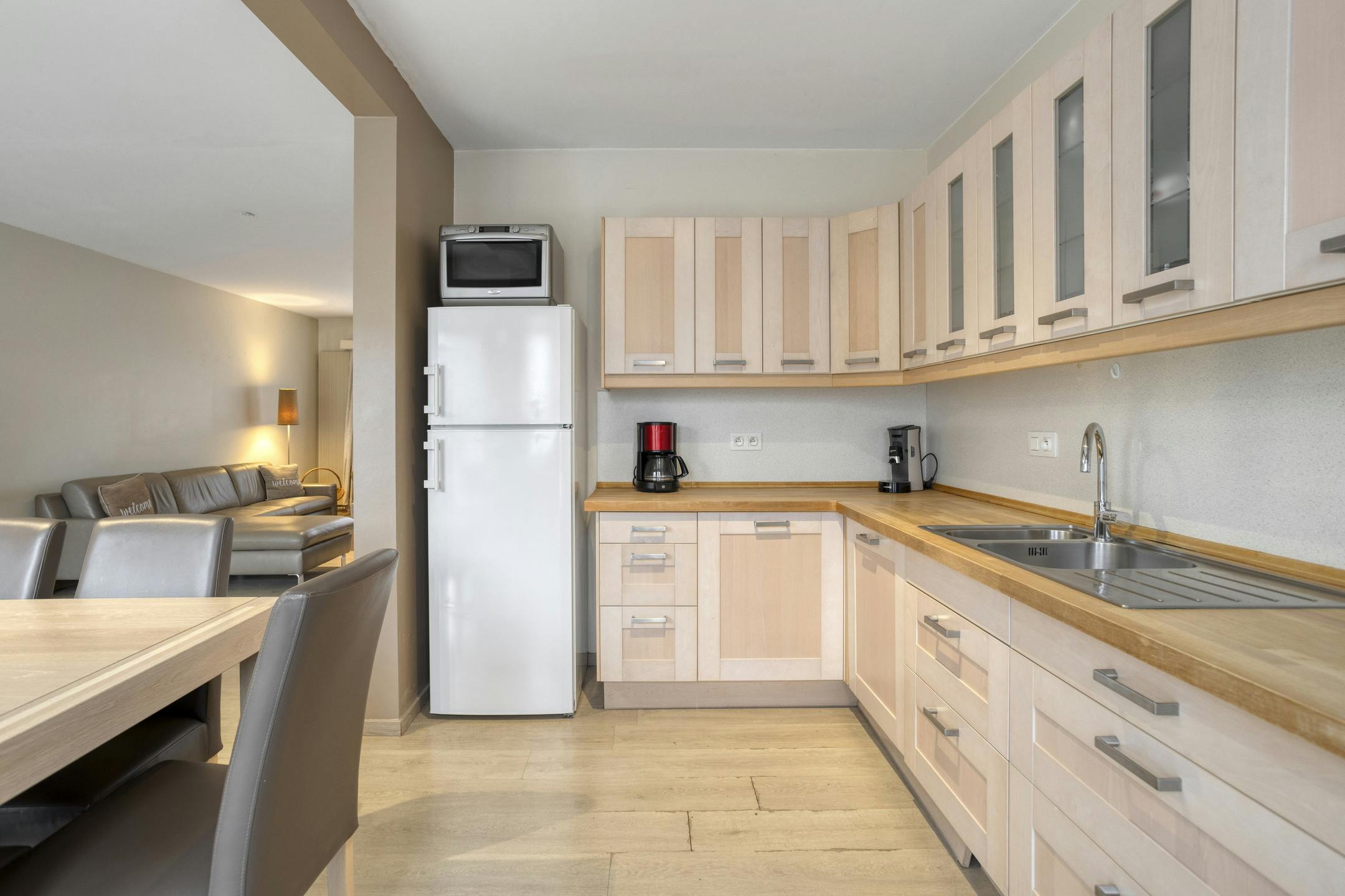 Gezellig huis te koop met garage in Merksem foto 11