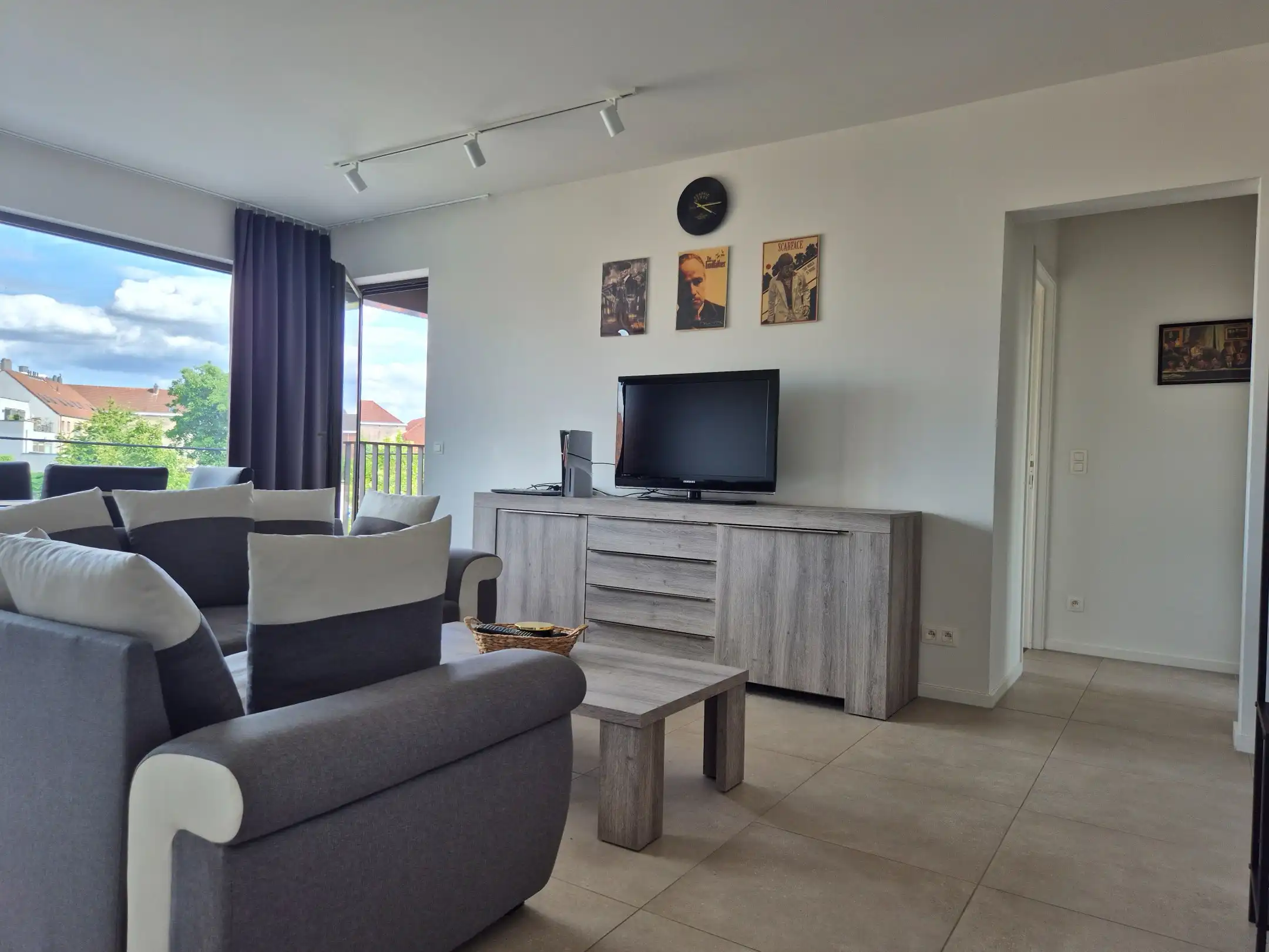 Aappartement met 1 slaapkamer en terras. foto 3
