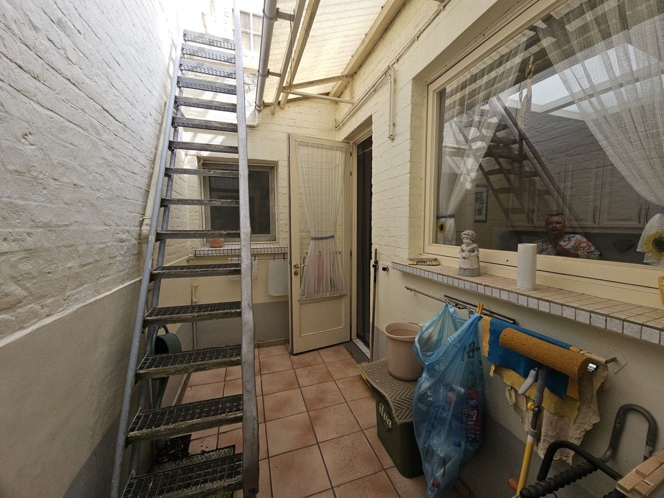 Ruime, goed gesitueerde woning nabij de Kaai foto 12