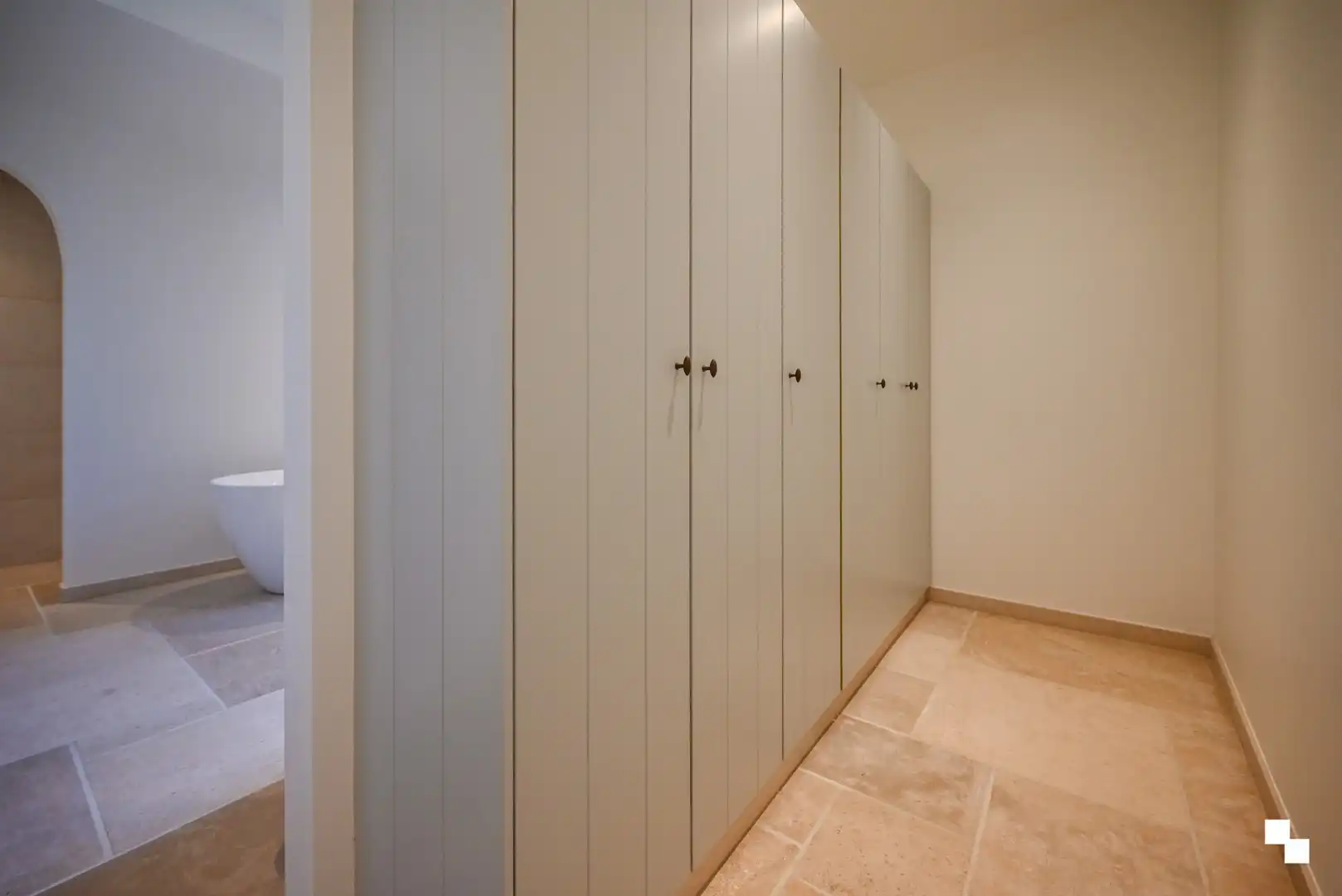 Karaktervolle vrijstaande woning te Ingelmunster foto 24