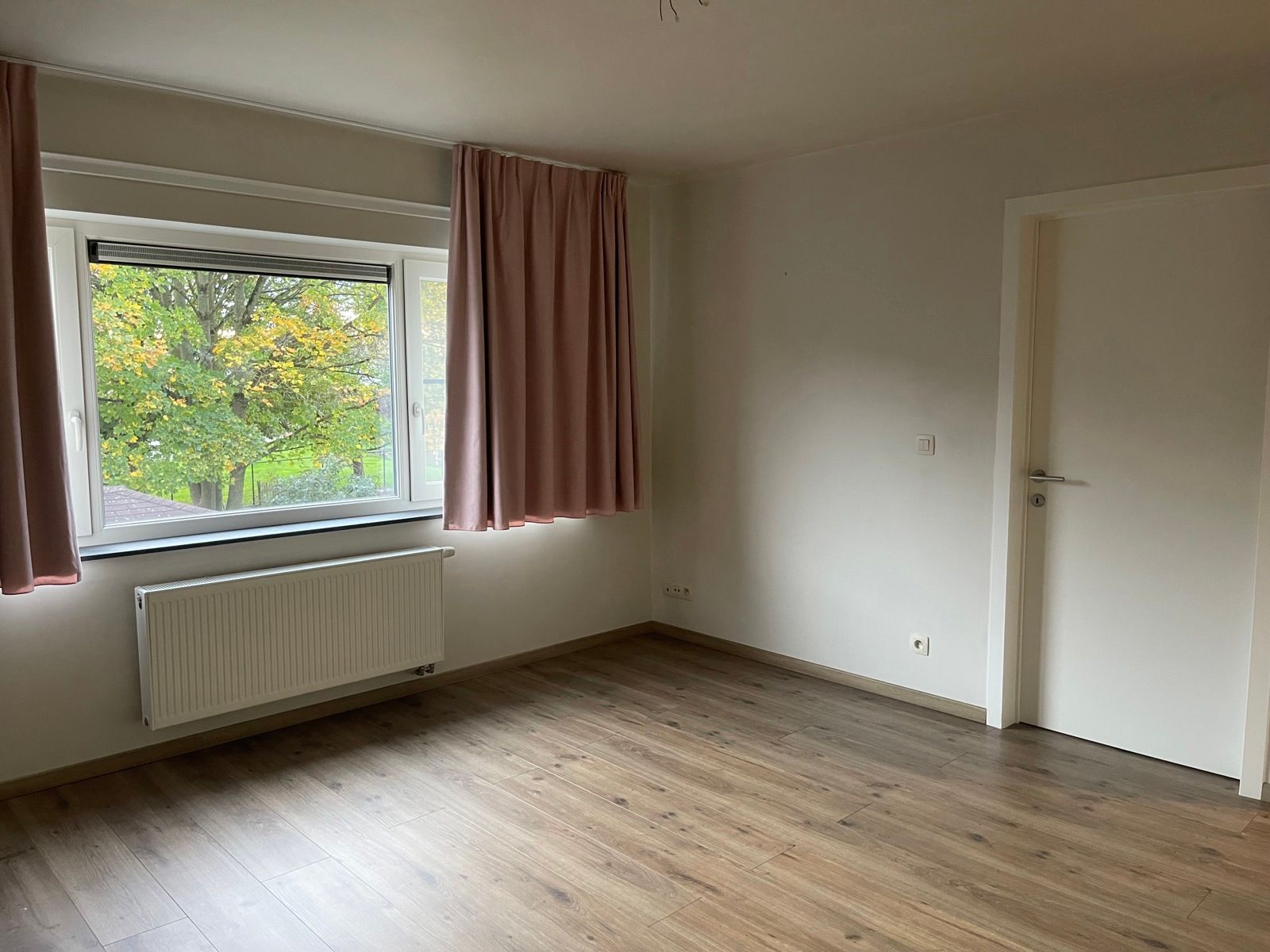 Moderne halfopen bebouwing met 3 slpks en tuin in Moerzeke foto 12