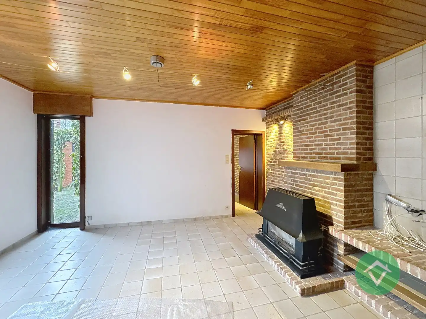 Alleenstaande woning met vele mogelijkheden te Ichtegem  foto 5