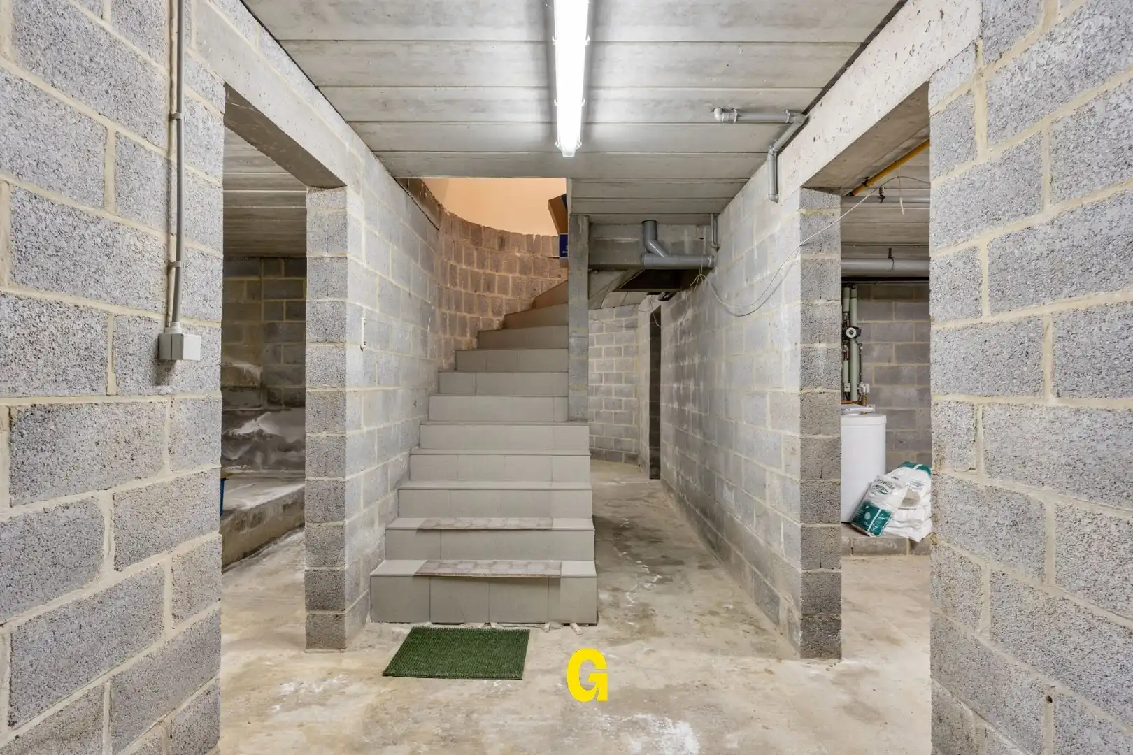 Bijzonder nette rijwoning van zeer degelijke kwaliteit, met tuin op 6a 46ca, vlak bij de dorpskern van Hoeselt. foto 23