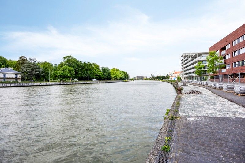 💎 EPC A | Modern appartement met zicht op park en kanaal foto 28