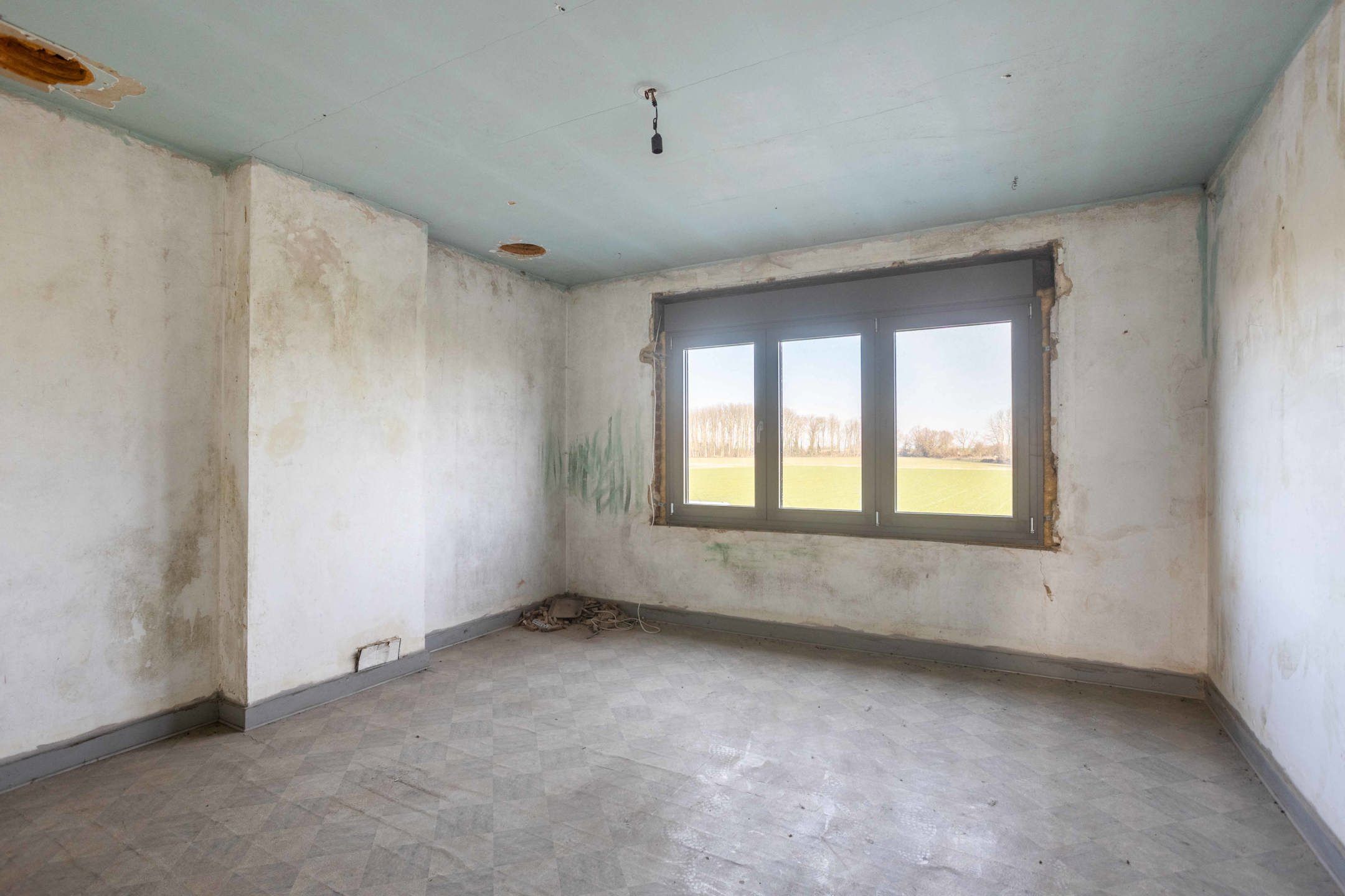 Te renoveren halfopen bebouwing met veel potentieel foto 10