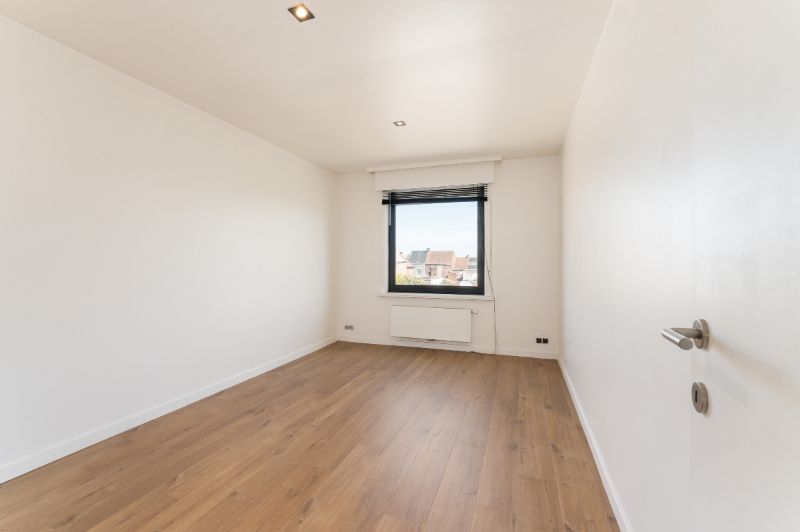 Gerenoveerd gebouw met twee instapklare appartementen foto 14