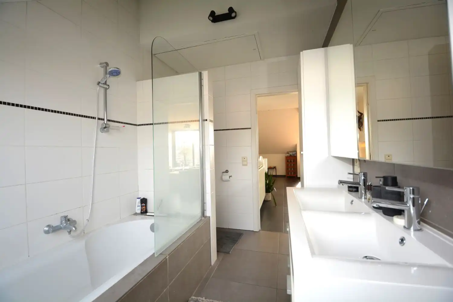 TOF DAKAPP. MET 2 SLK, TERRAS EN PARKING! foto 8