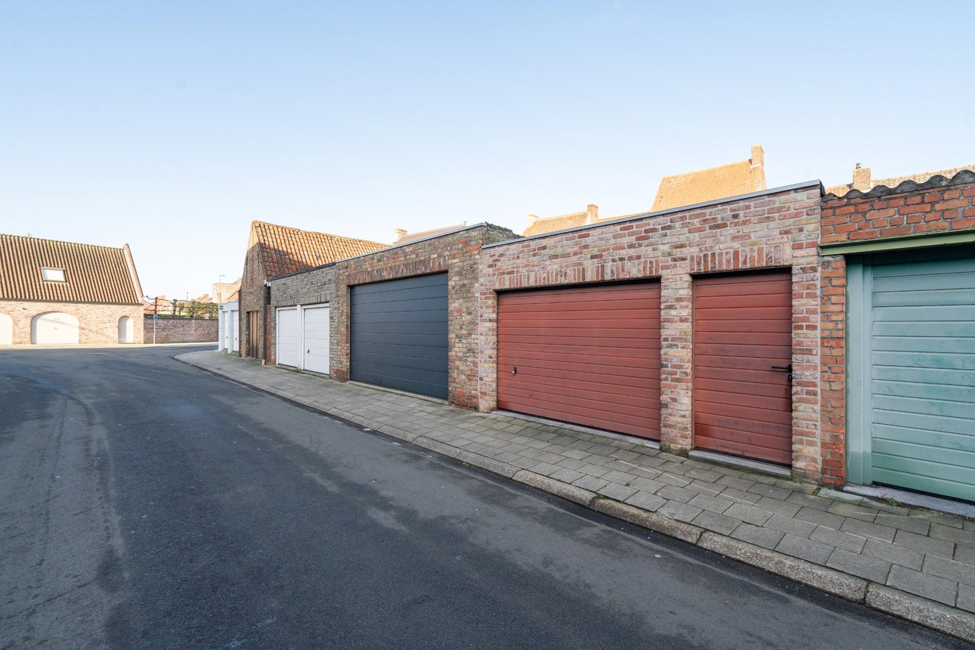 Verzorgde stadswoning met grote garage te Brugge St-Kruis foto 19