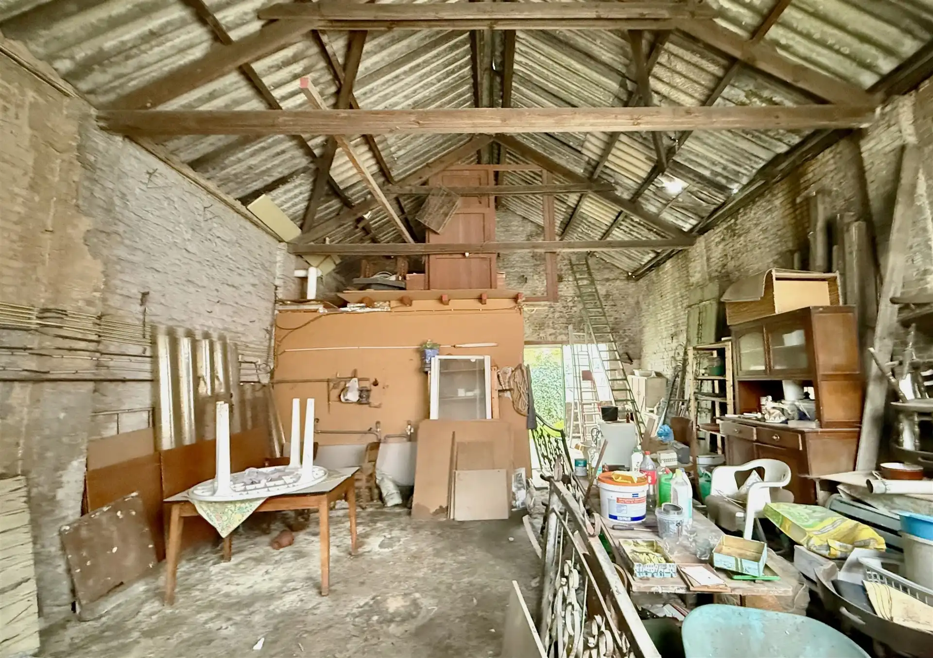 Grond HOB 730m² met te slopen gebouwen foto 16