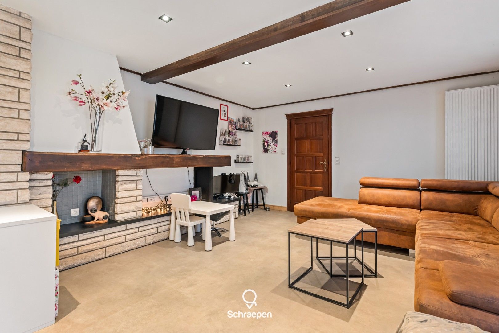 Gelijkvloerse woning op zuidoostelijk perceel van 10,5 are én straatbreedte van maar liefst 30 meter! foto 6